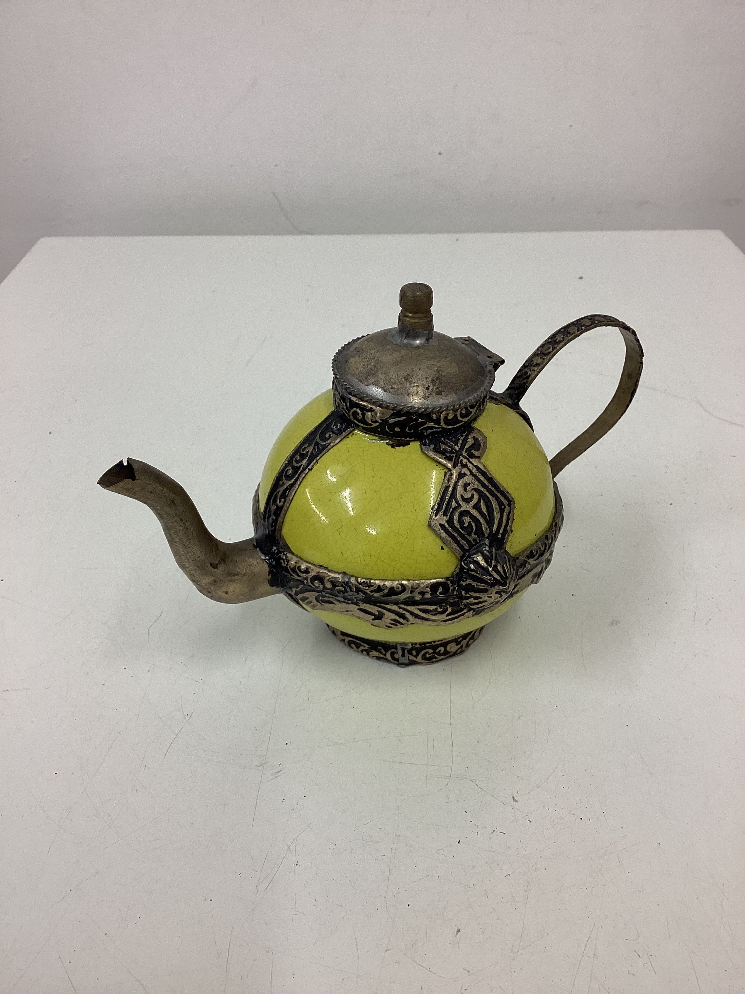 2 Small Decorative Ceramic & Metal Teapots - Image 7