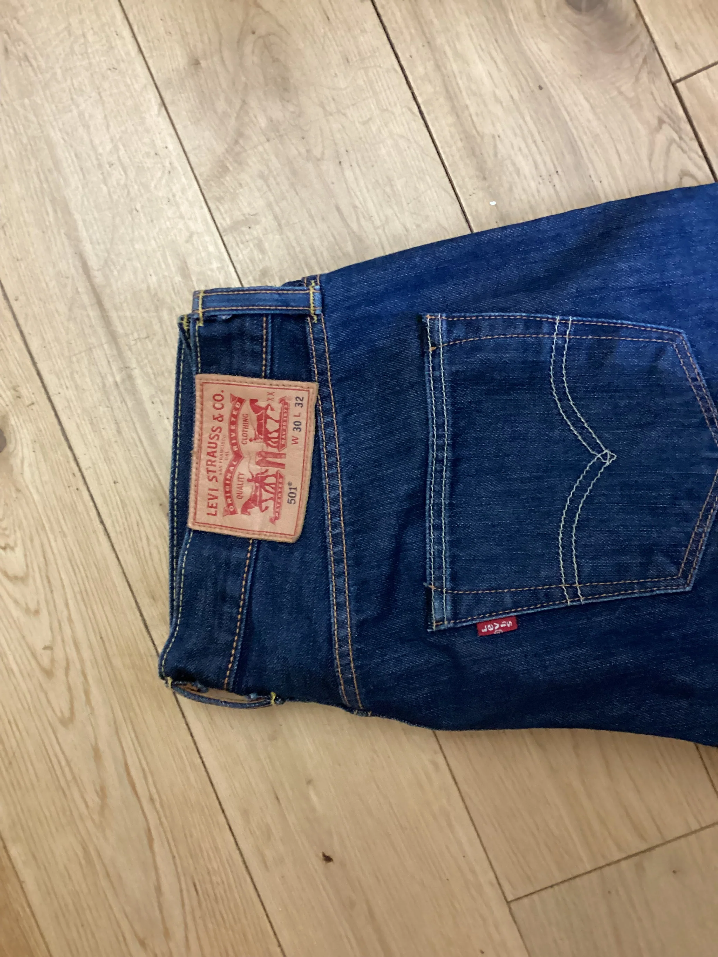 501 Levi Denim Jeans Men’s size 30 inch waist - Image 3