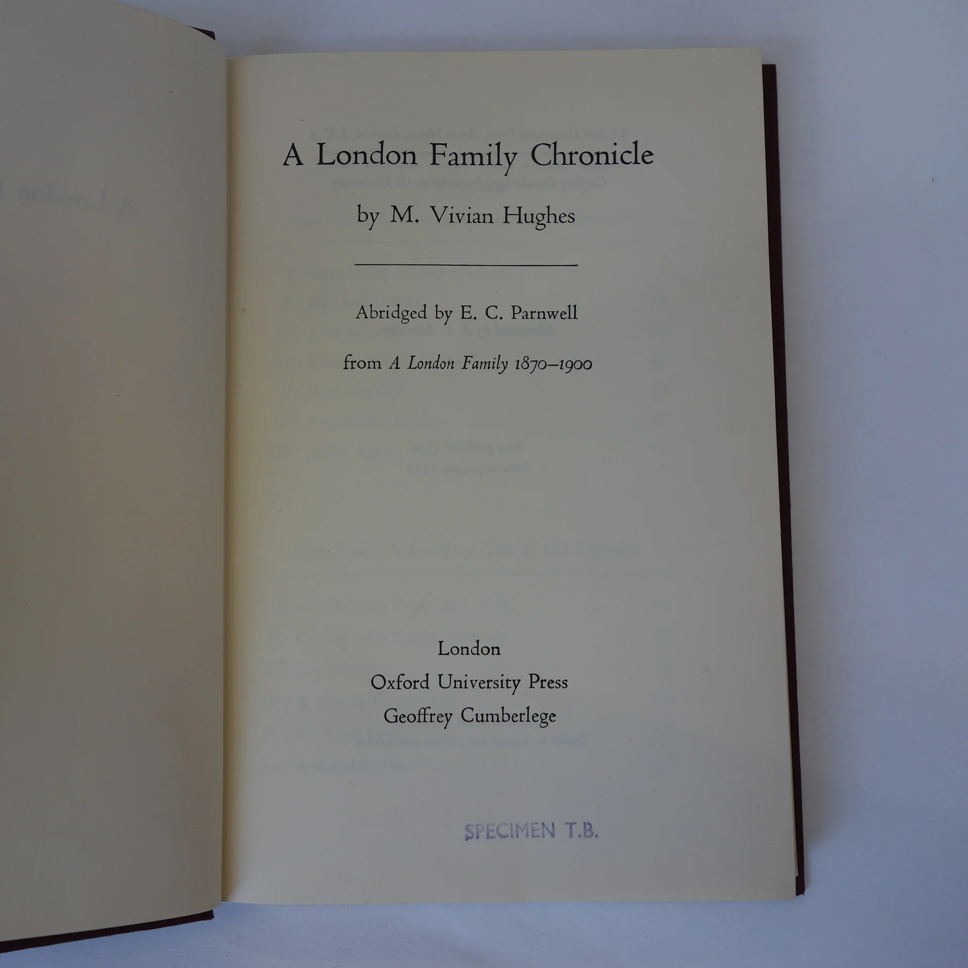 A London Family Chronicle by M. Vivian Hughes abridged by E.C. Parnwell - Hardback book - Image 4