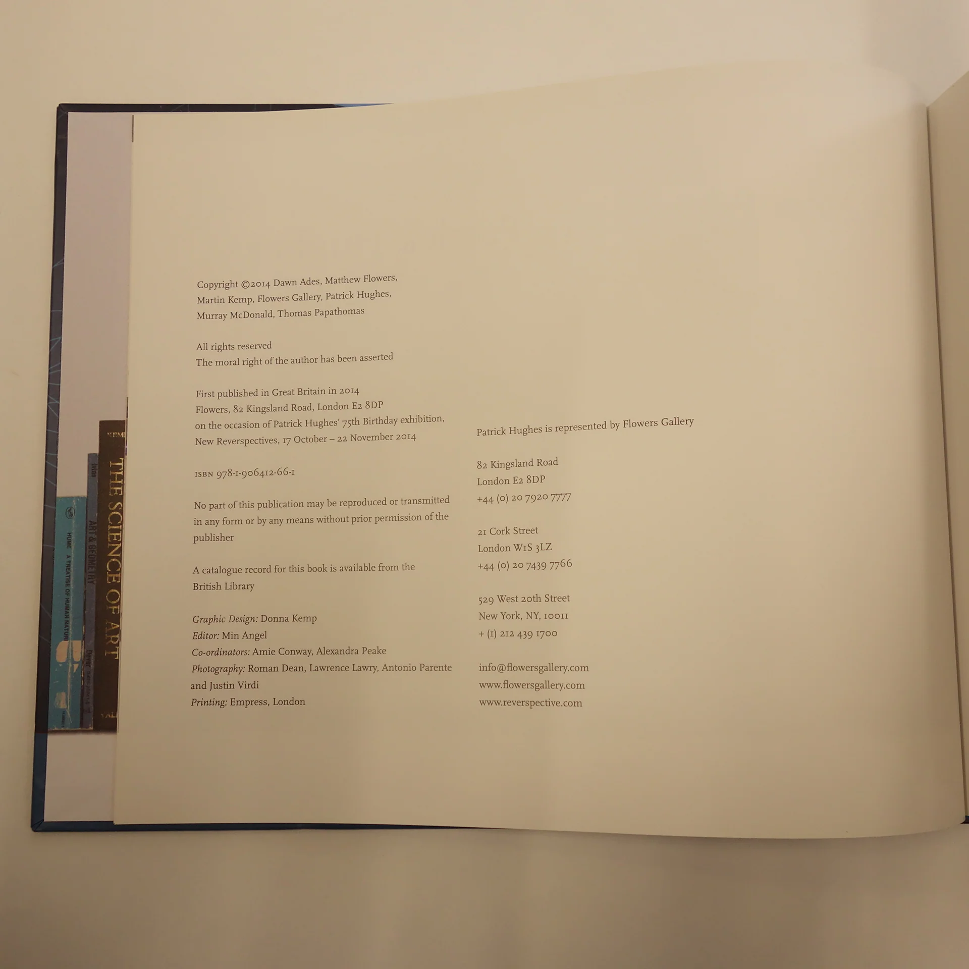 A New Perspective by Patrick Hughes - Rare Signed hardback book - Image 4
