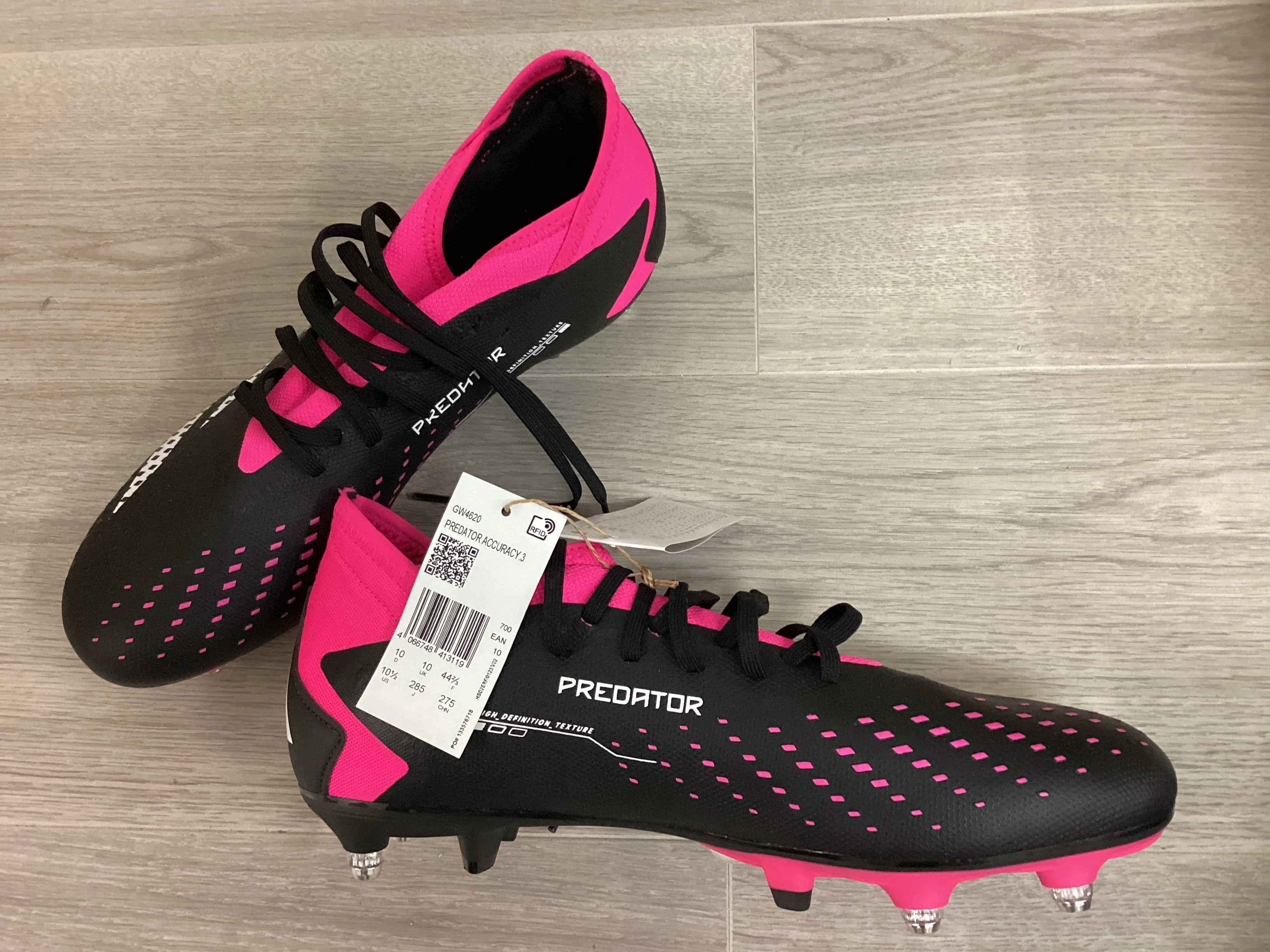 Adidas men’s Predator Accuracy 3 Football Boots BNWT - Image 3