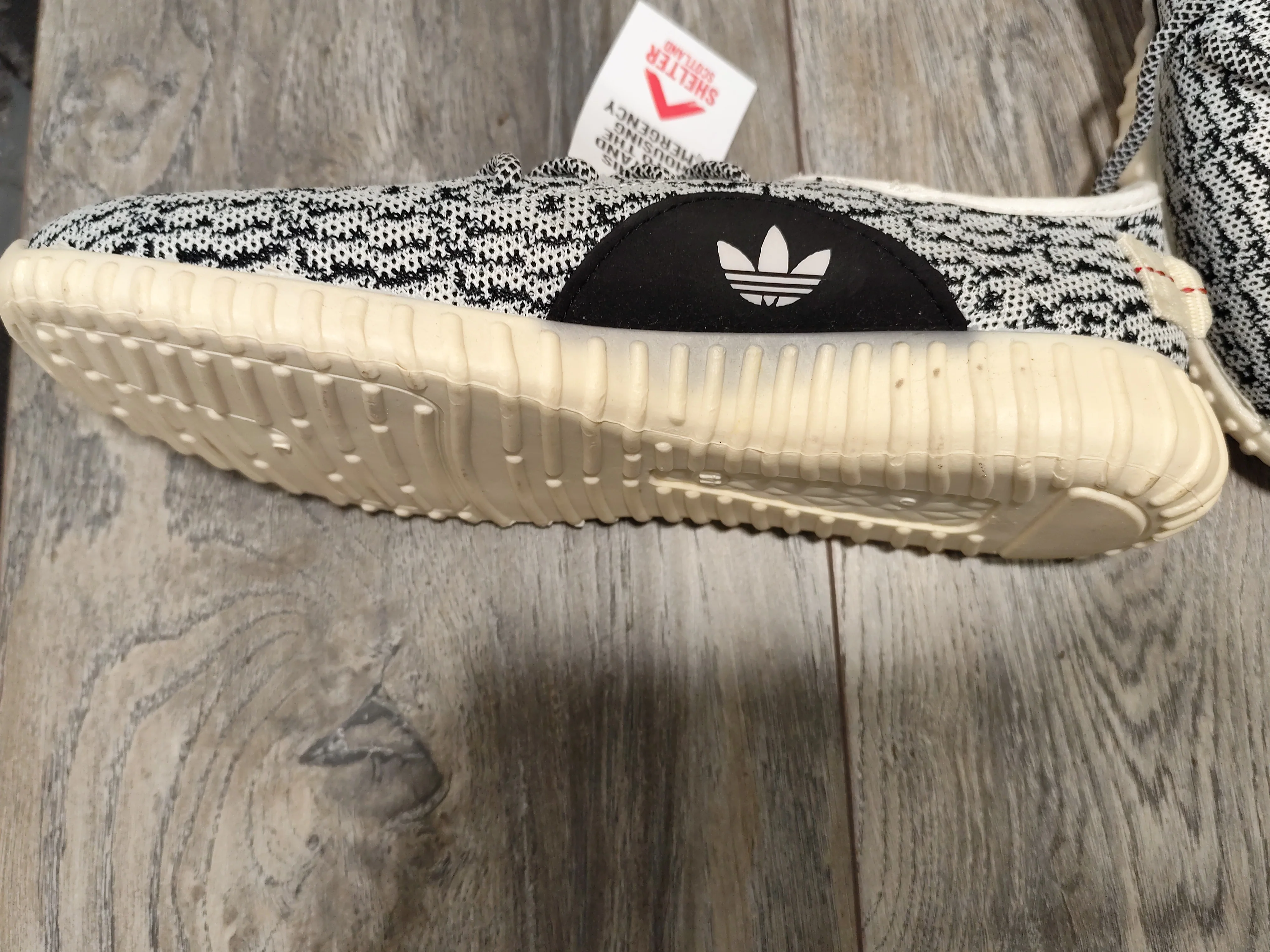 Adidas Yeezy Knit Trainers | UK 9.5 EU 44 - Image 3