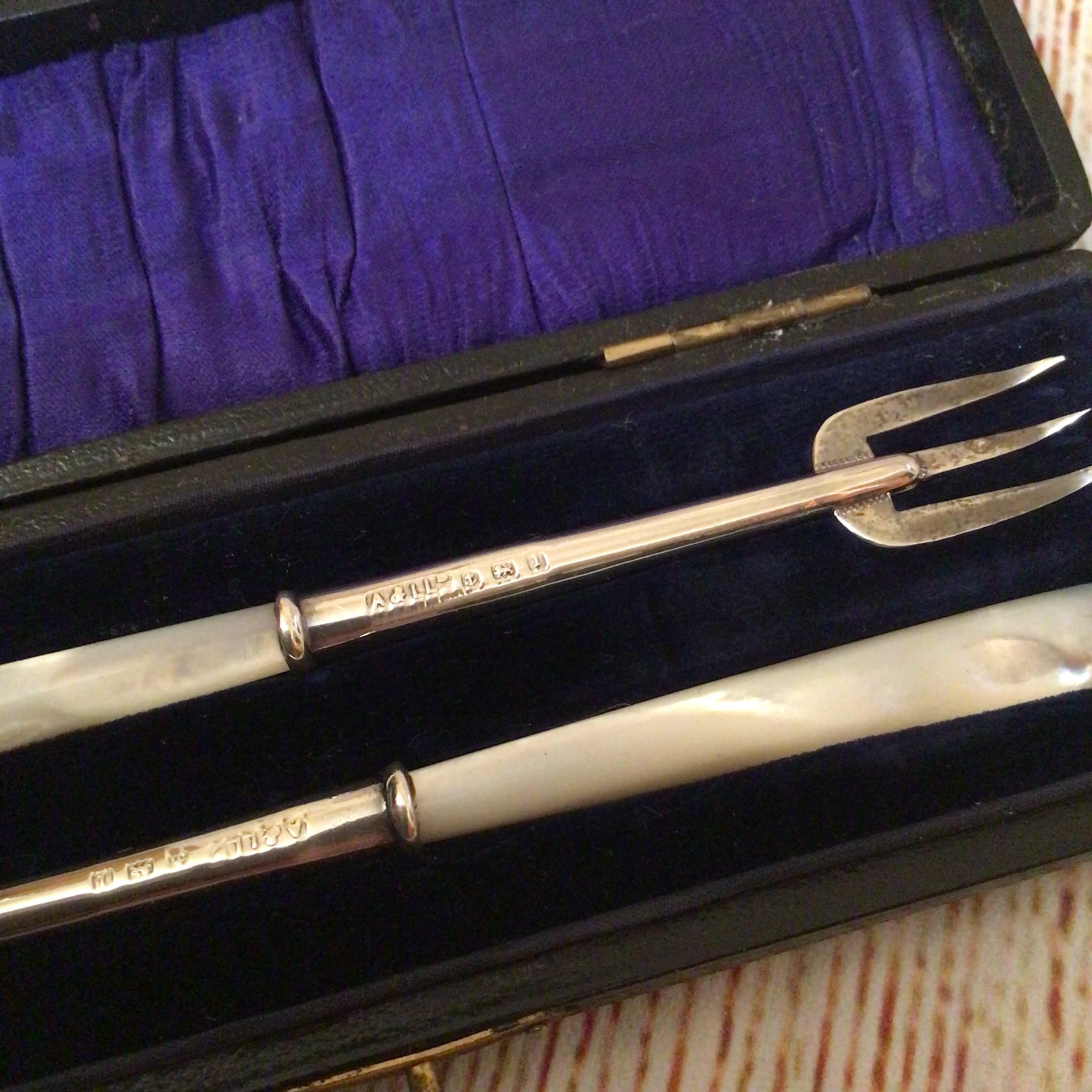 Adie Lovekin Birmingham Silver Mother of Pearl Pickle Forks (in box) - Image 2