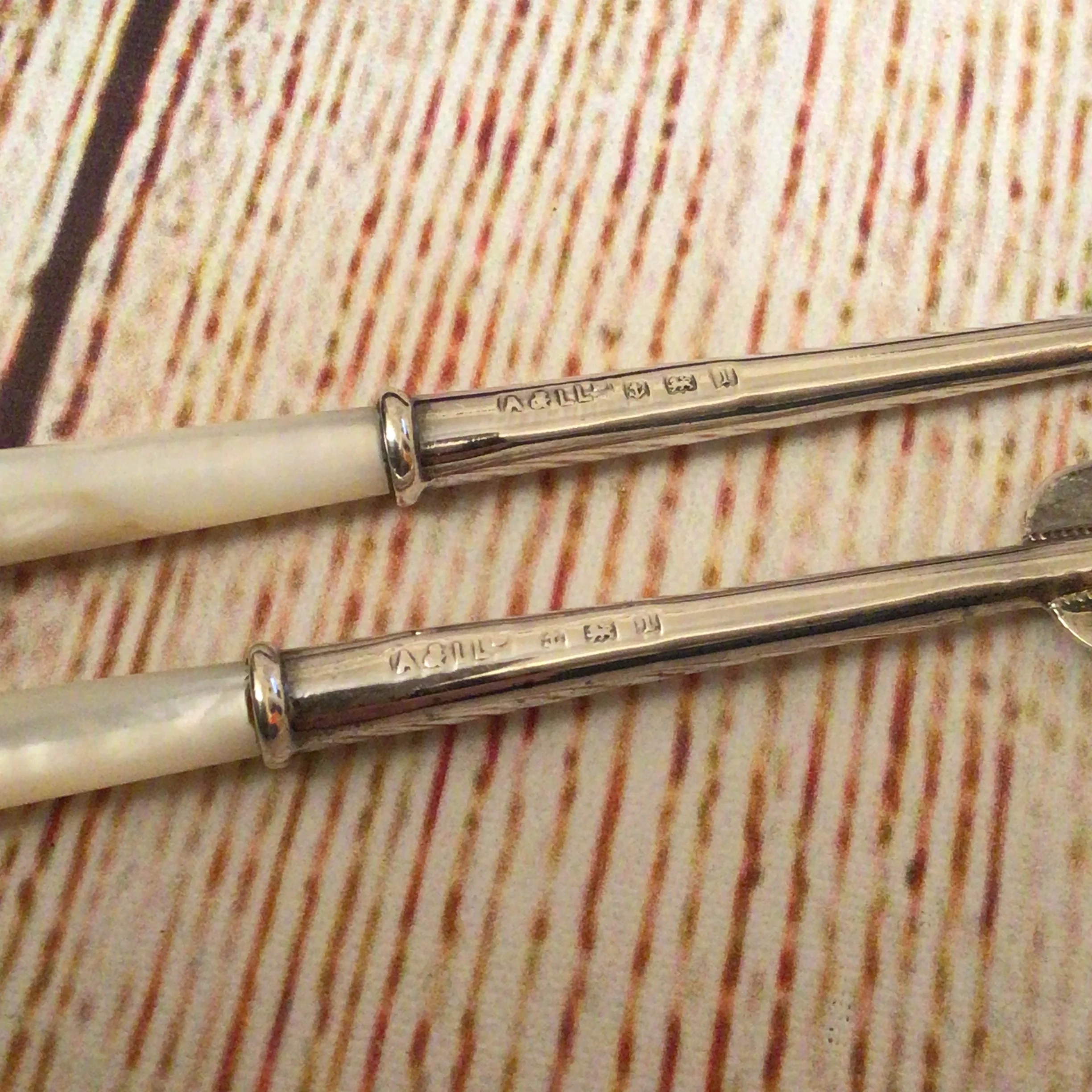 Adie Lovekin Birmingham Silver Mother of Pearl Pickle Forks (in box) - Image 3