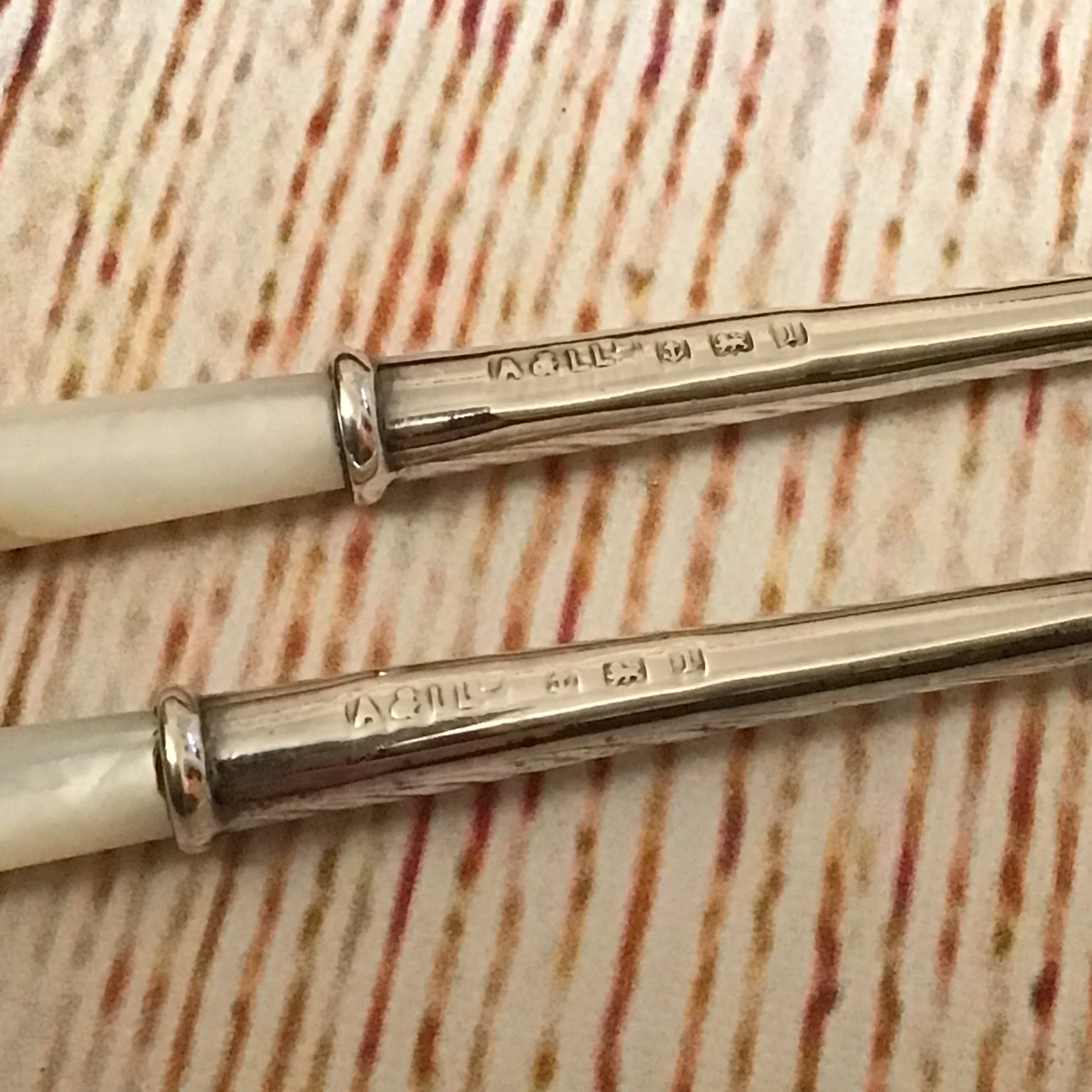 Adie Lovekin Birmingham Silver Mother of Pearl Pickle Forks (in box) - Image 4