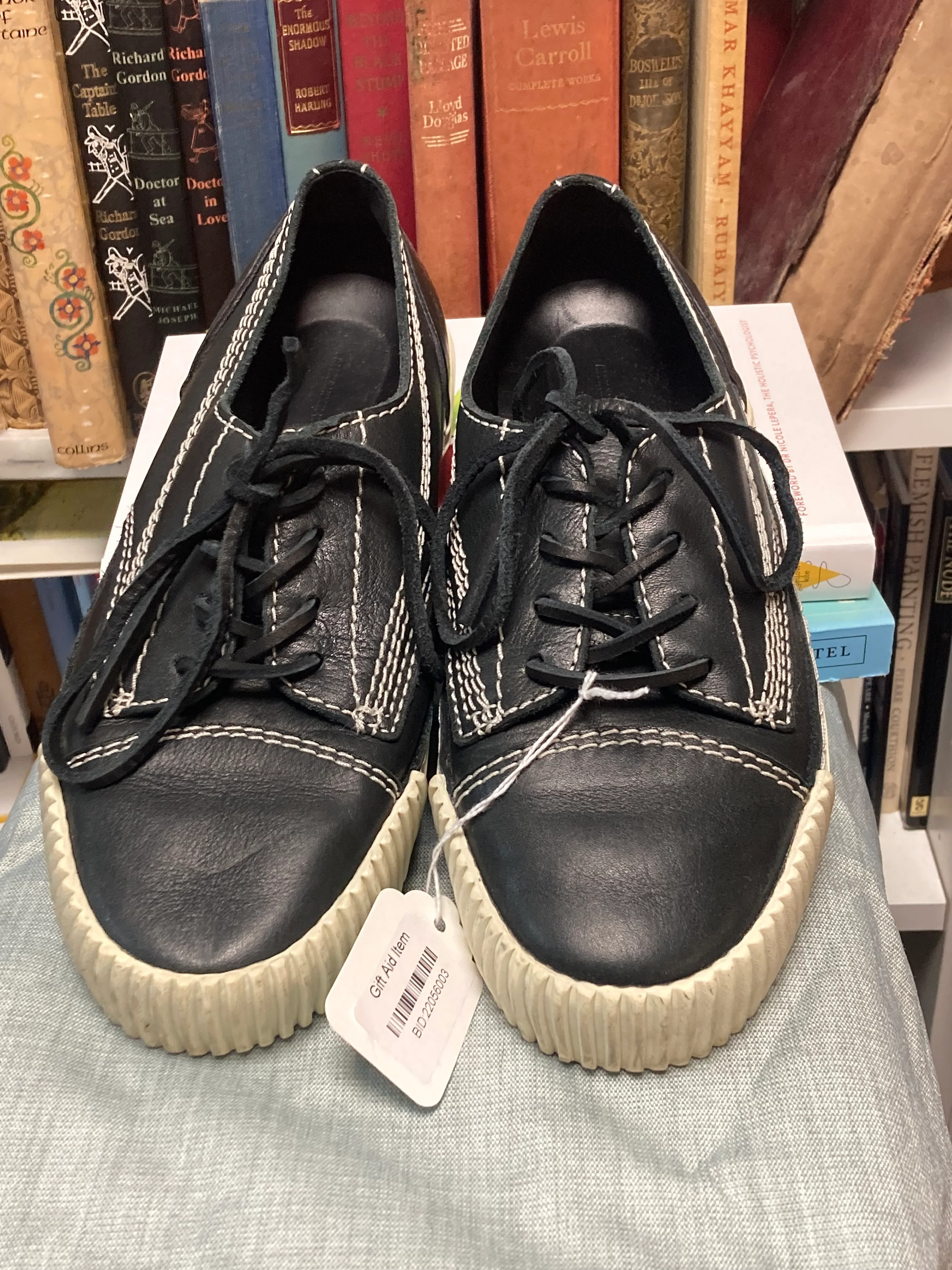 Alexander Wang Black Perry Low Top Trainers EU 39 - Image 2