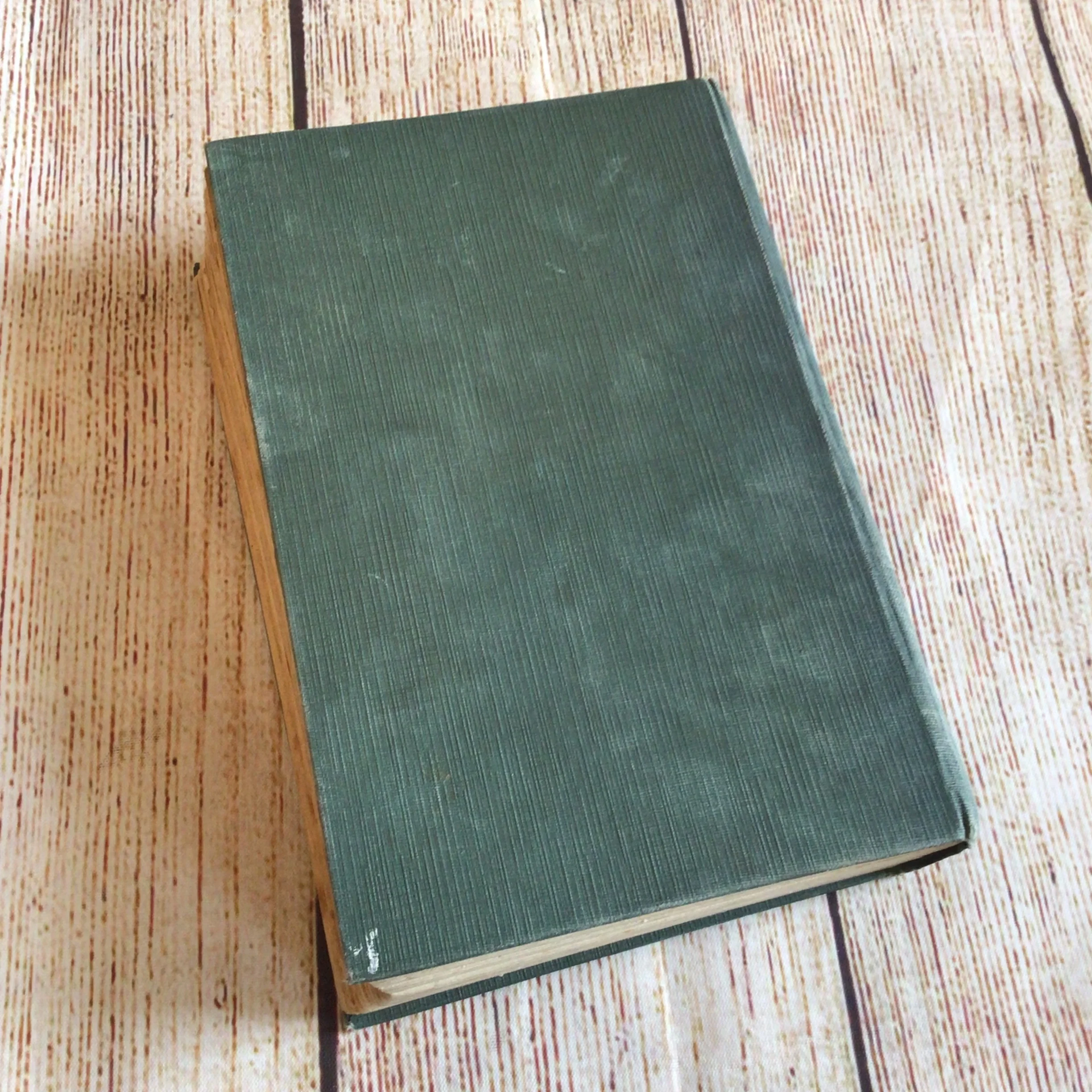 Anne of Avonlea by LM Montgomery (1925, George G. Harrap) - Image 2