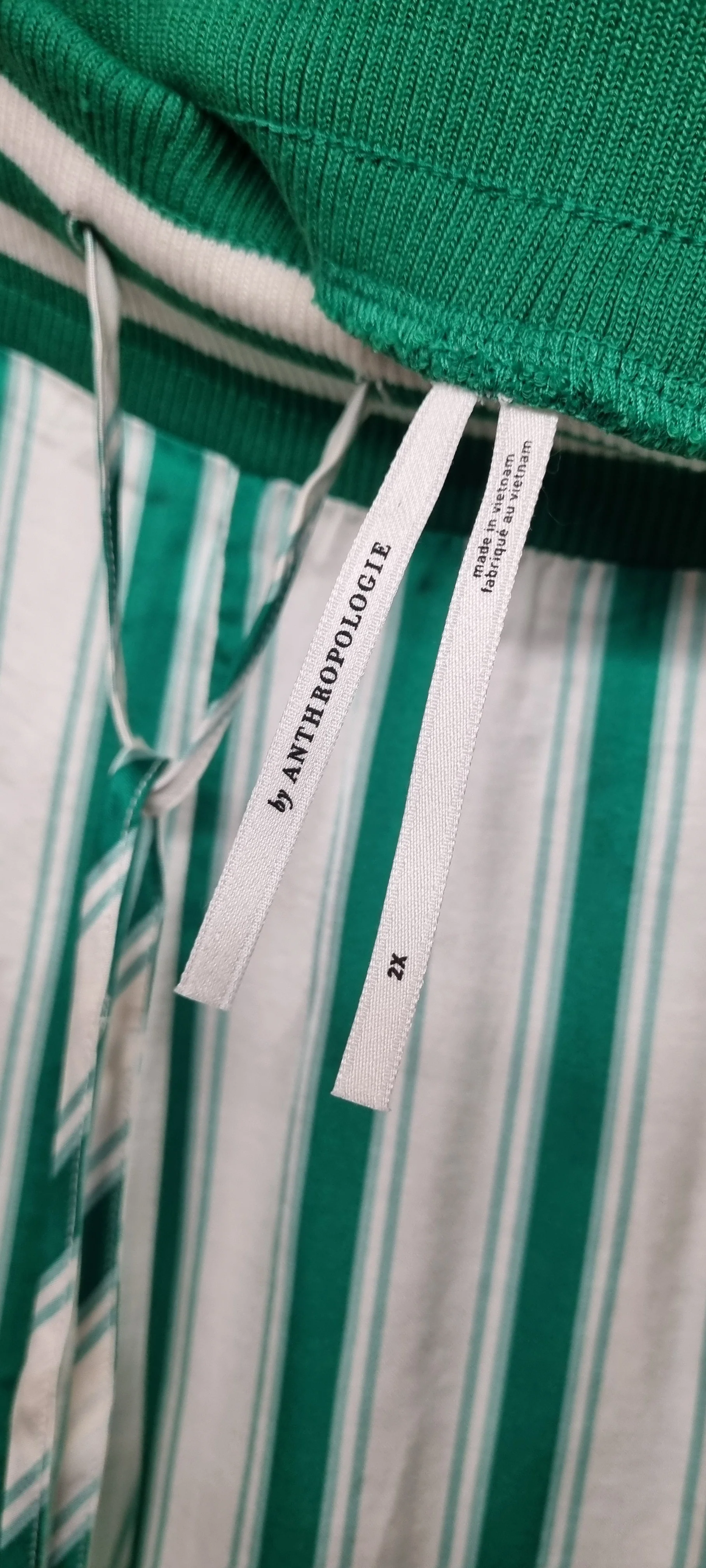 Anthropologie Plus Silk Style Viscose Green and White Stripe Shorts Size 2X BNWT - Image 4