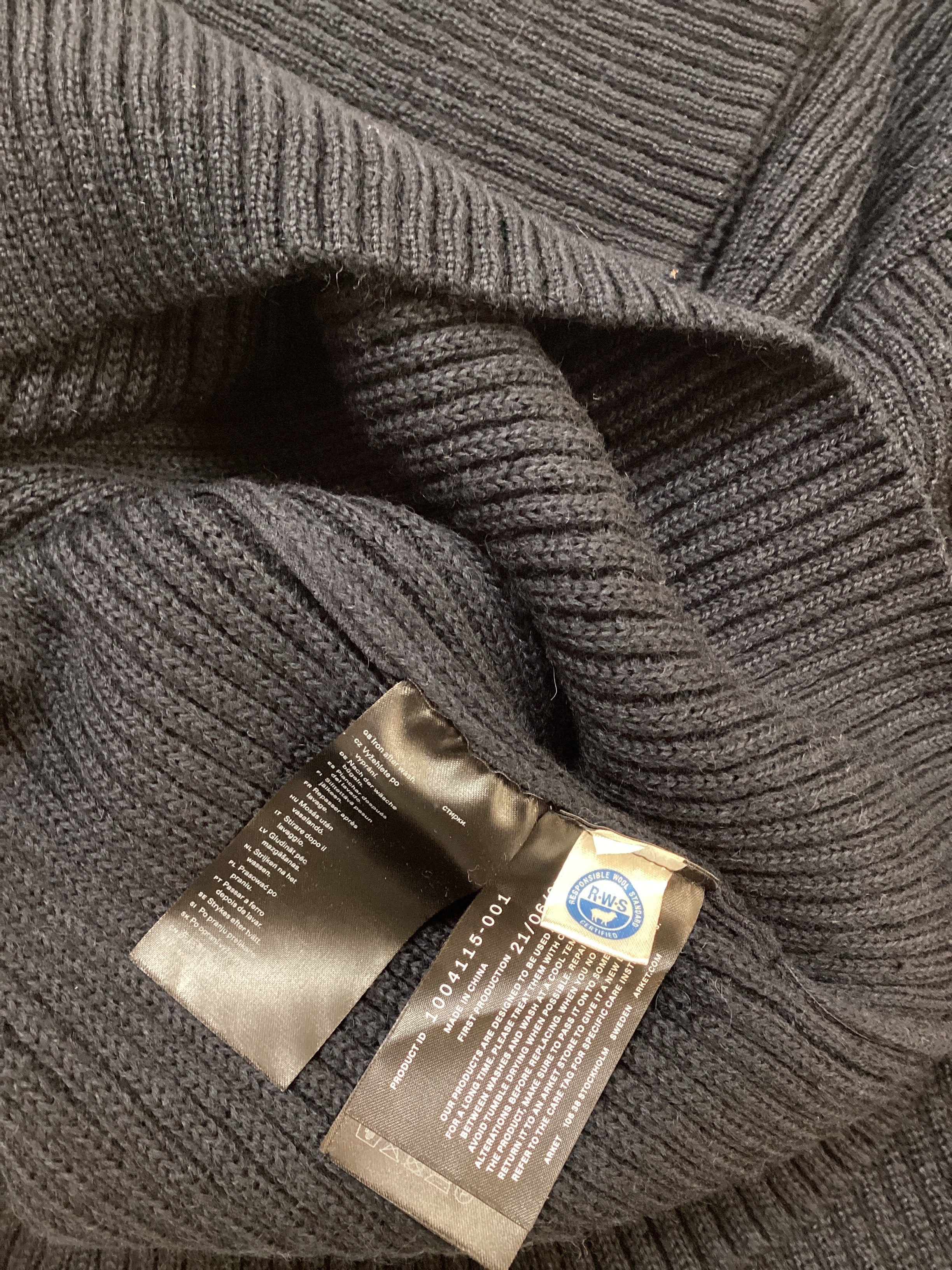 ARKET Navy Wool Jumper - Image 4