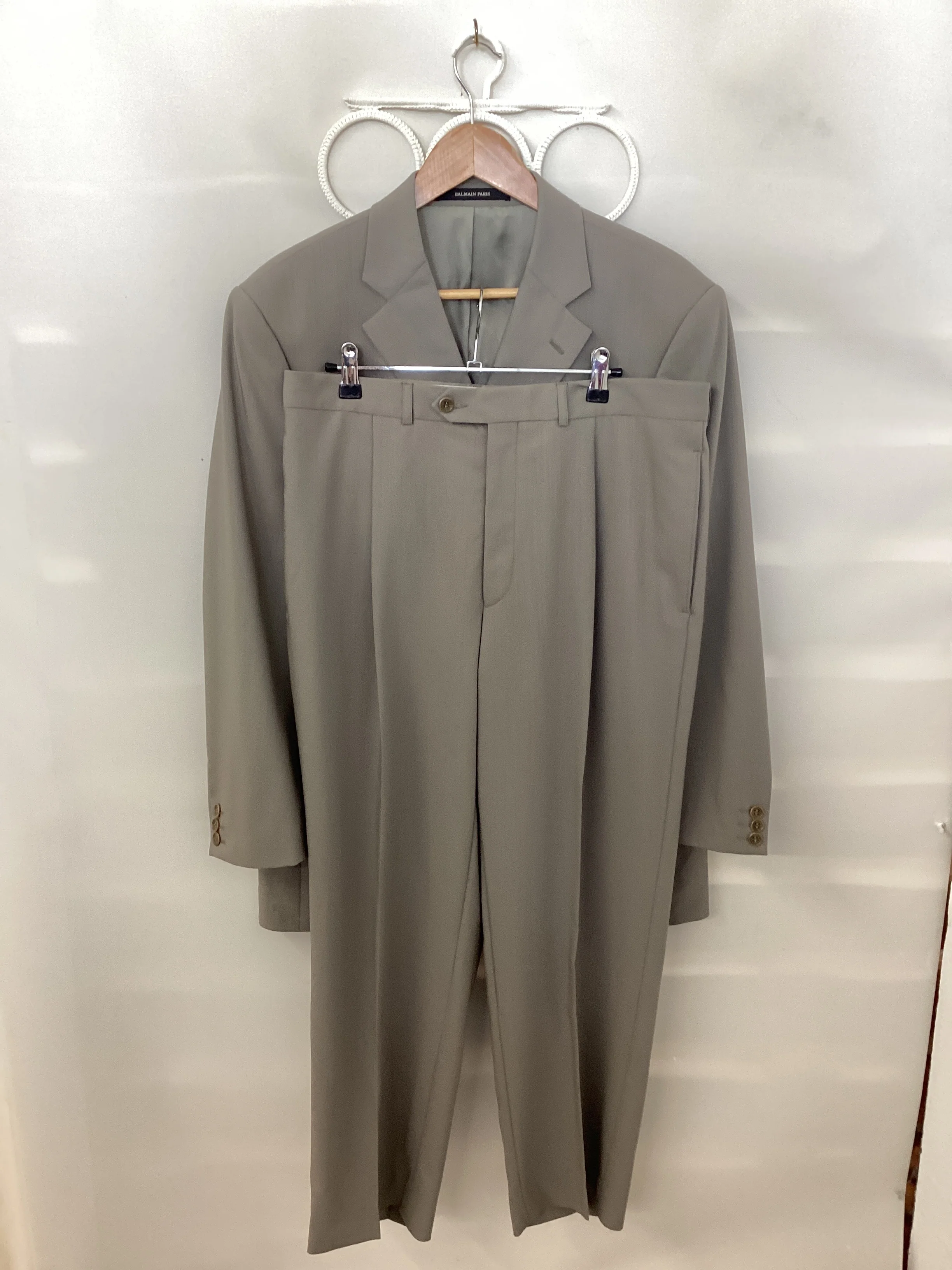 Balmain Paris Suit - Light Mushroom, 100% Fine Wool - Jacket: Size 40 Short, Trouser: 34 Inch Waist, 30 inch inside - Image 7
