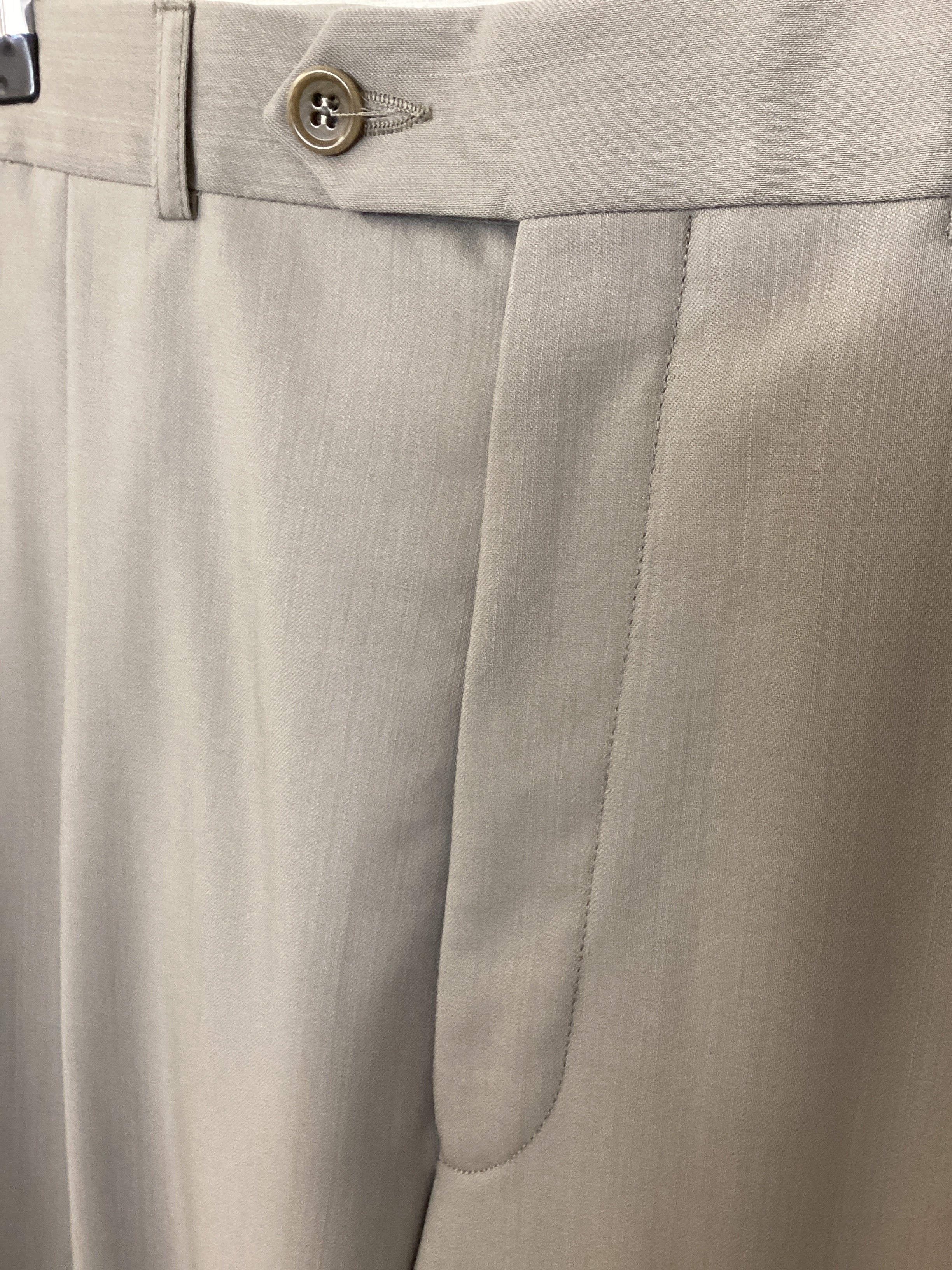 Balmain Paris Suit - Light Mushroom, 100% Fine Wool - Jacket: Size 40 Short, Trouser: 34 Inch Waist, 30 inch inside - Image 9