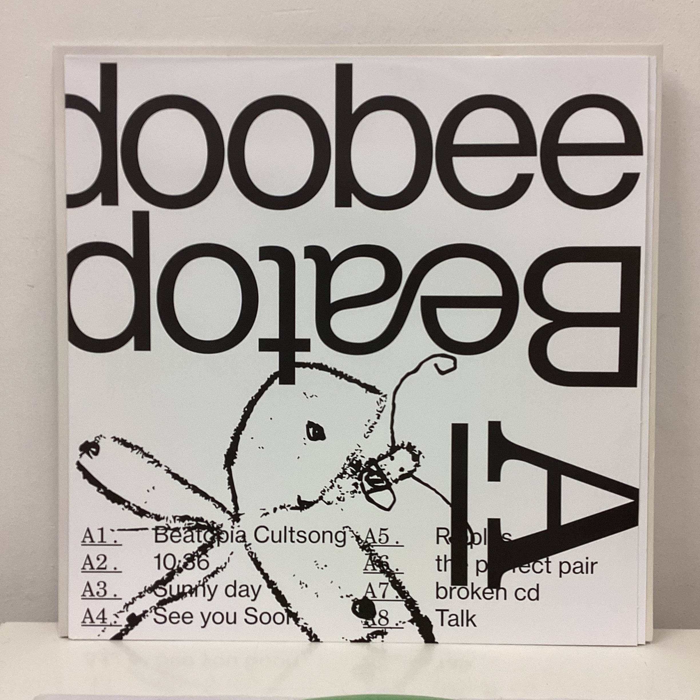 Beatopia By Beebadoobee Green Vinyl Album - Image 7