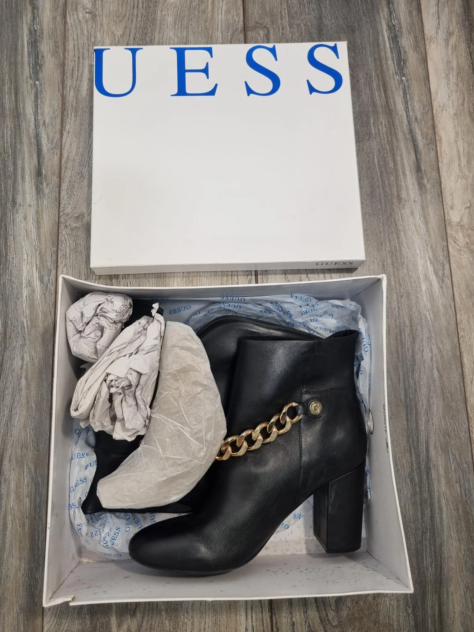 BNIB Guess Black Leather Ankle Boots Size 7