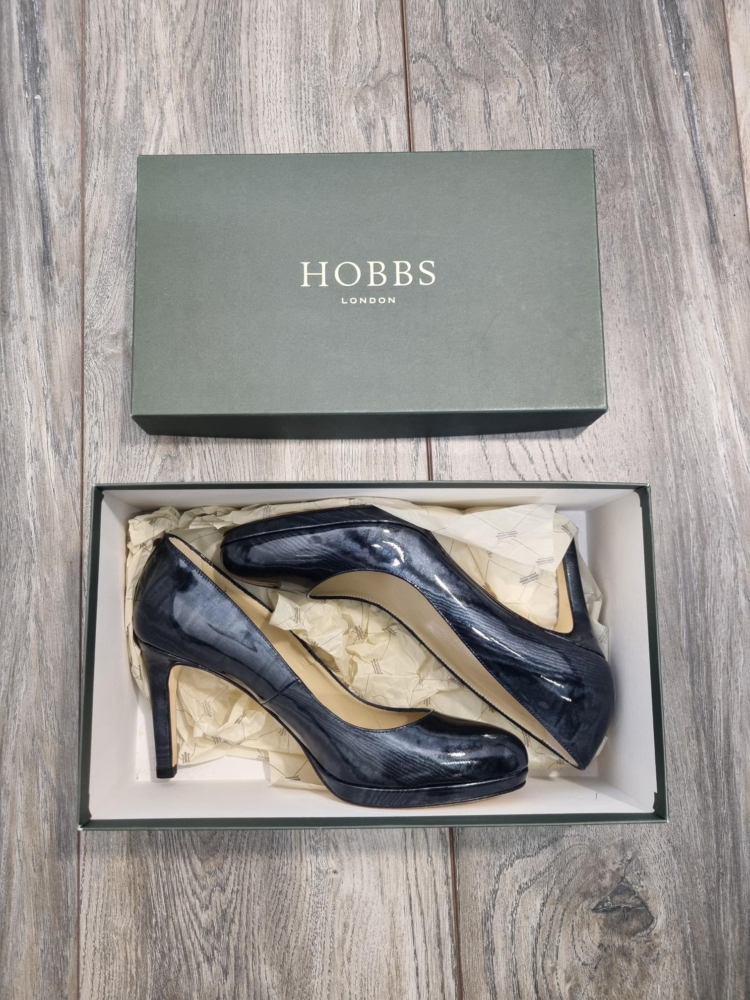 BNIB Hobbs London Julietta Patent Petrol Dark Blue Court Shoes Size 7.5