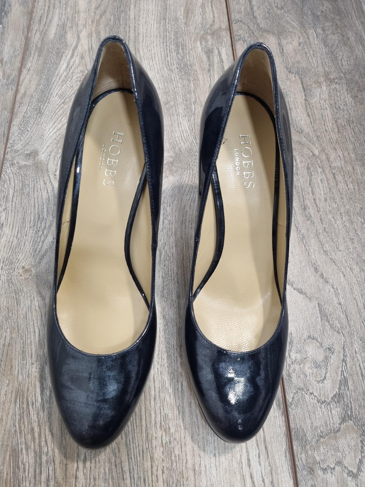 BNIB Hobbs London Julietta Patent Petrol Dark Blue Court Shoes Size 7.5 - Image 5