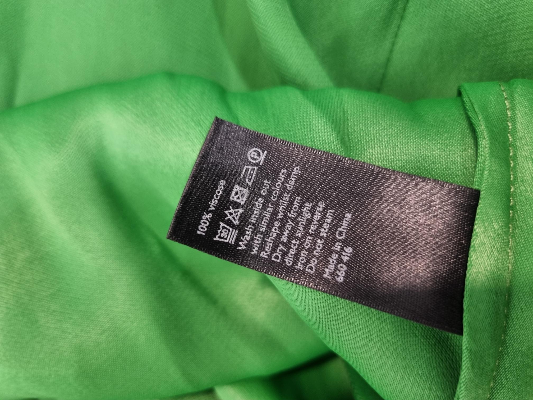 BNWT John Lewis Green Skirt Size 18 (Retail Price £69) - Image 3