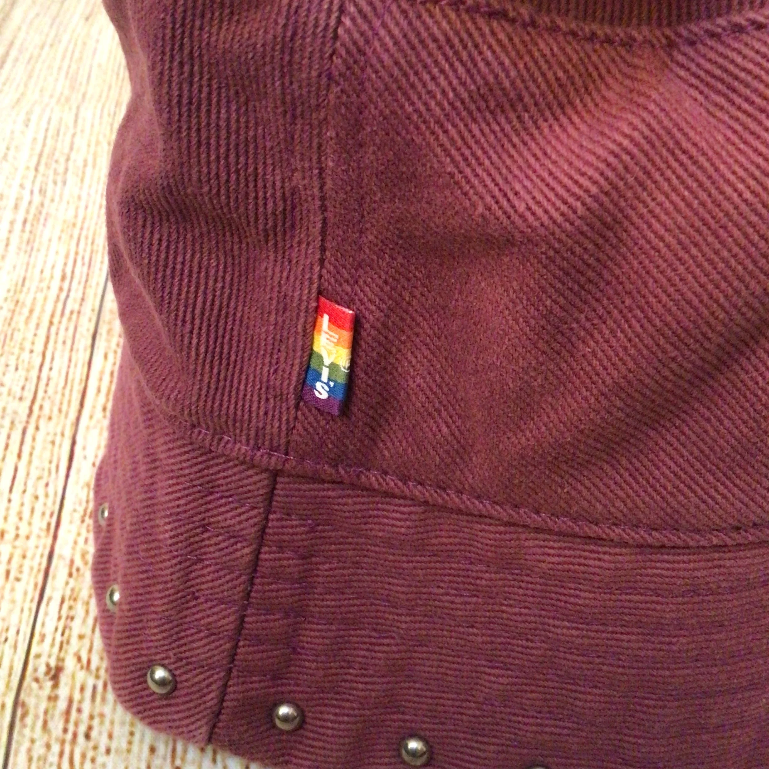 BNWT Levi’s Pride Radical Love Purple Cotton Bucket Hat Size S - Image 5