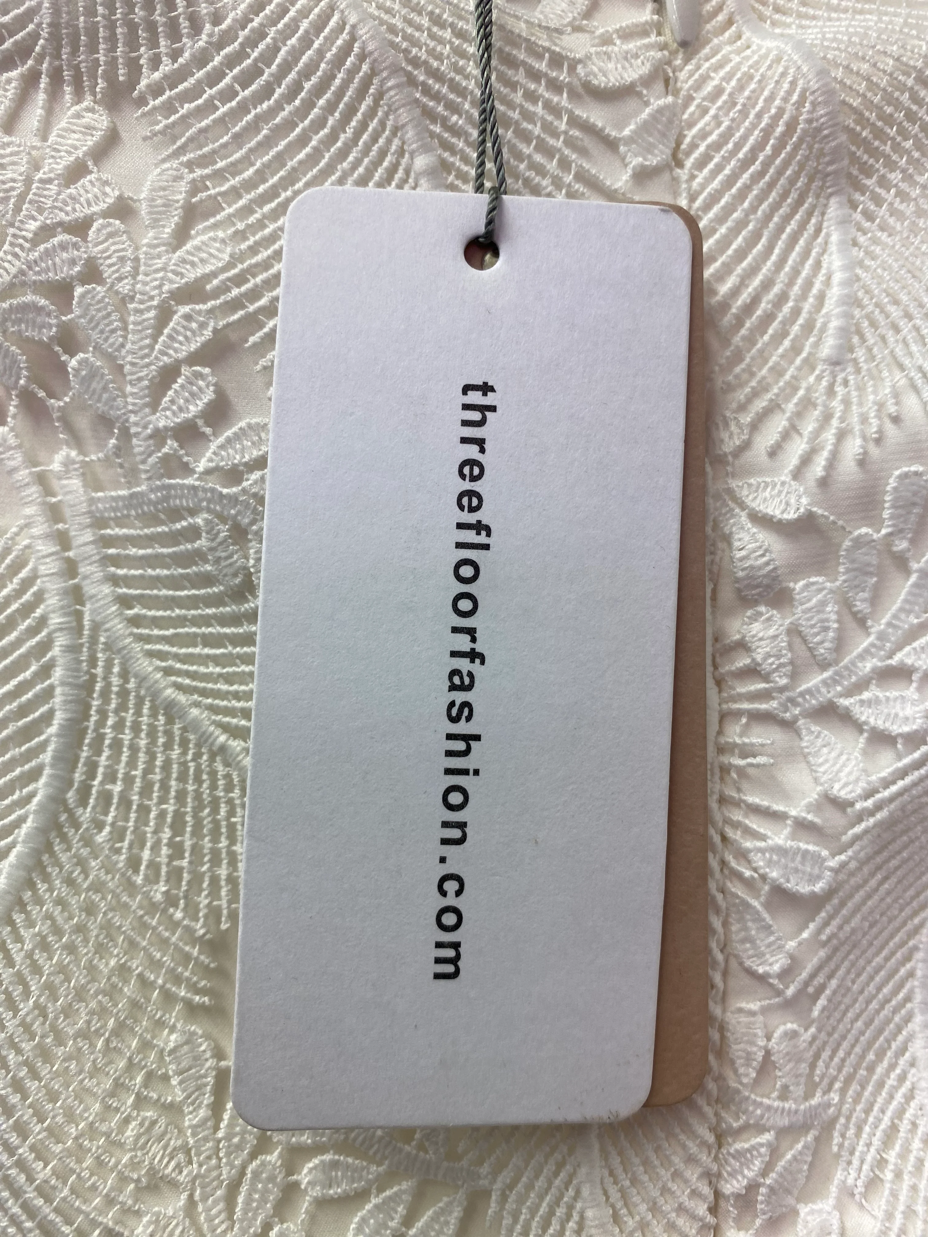 BNWT Three Floor Cream Lace Dress Size 12 - Image 4