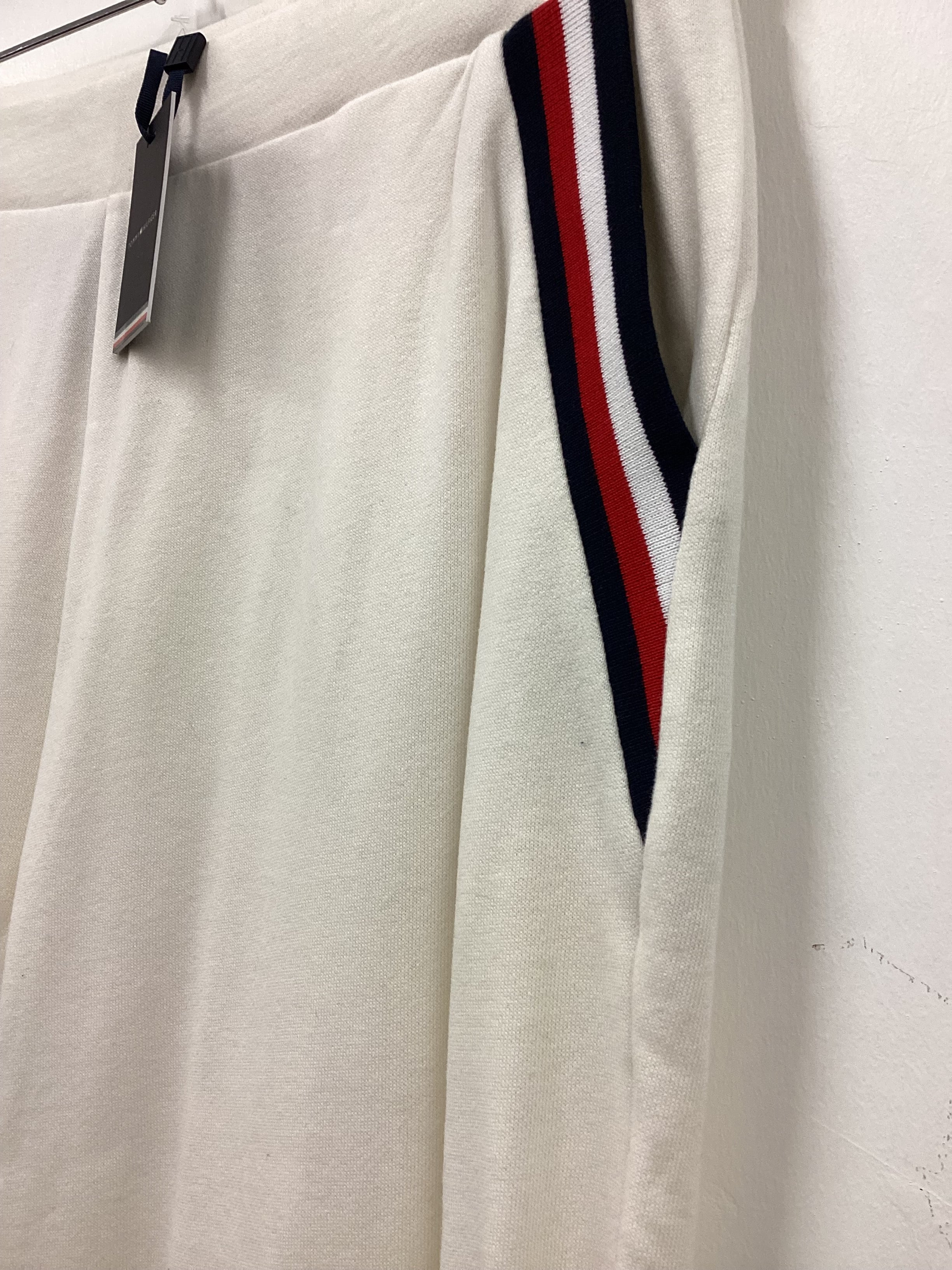 BNWT Tommy Hilfiger XL White Joggers Sweatpants Tracksuit Bottoms - Image 6