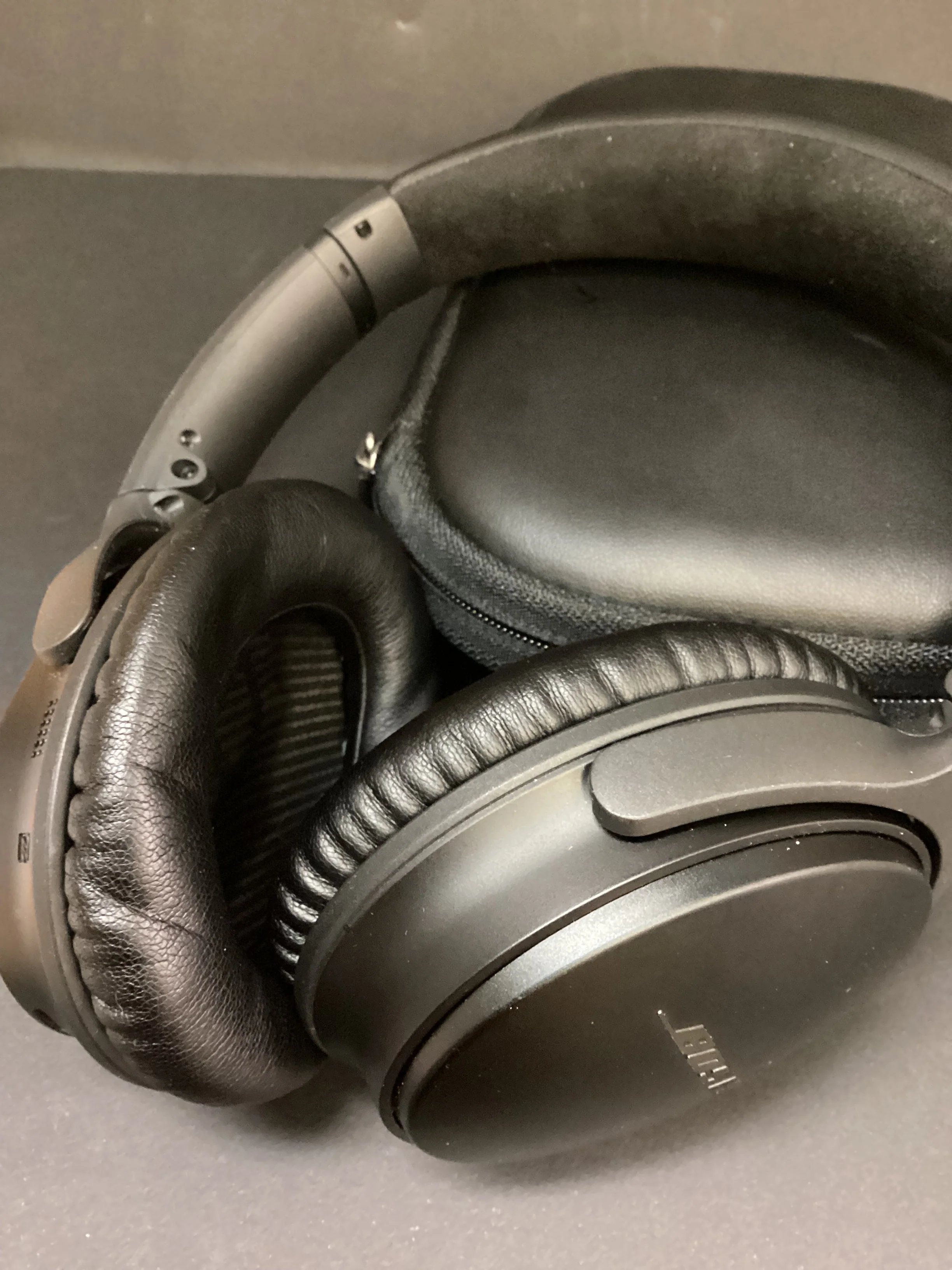 Bose QuietComfort 35 II Wireless Headphones Black - Image 4