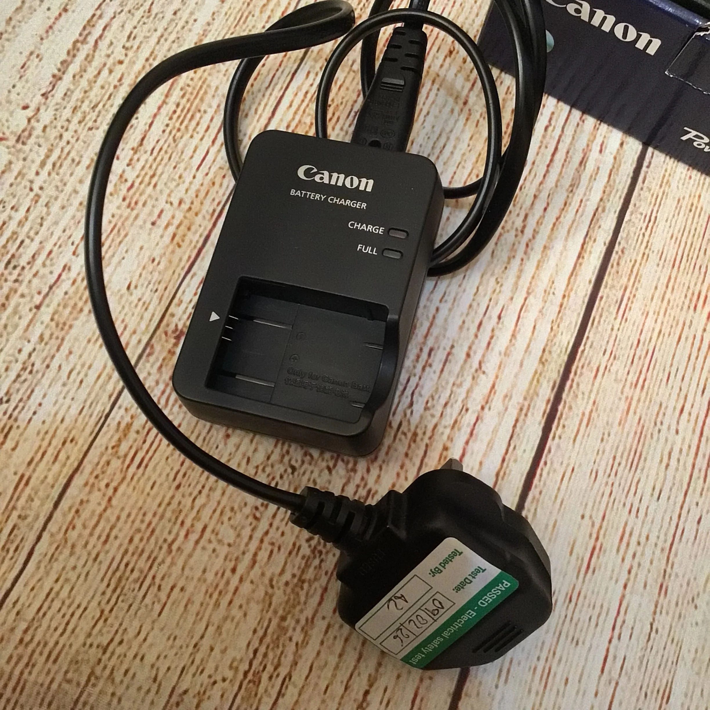 Canon PowerShot SX620 HS Wi-Fi Digital Camera w/Box & Charger - Image 11