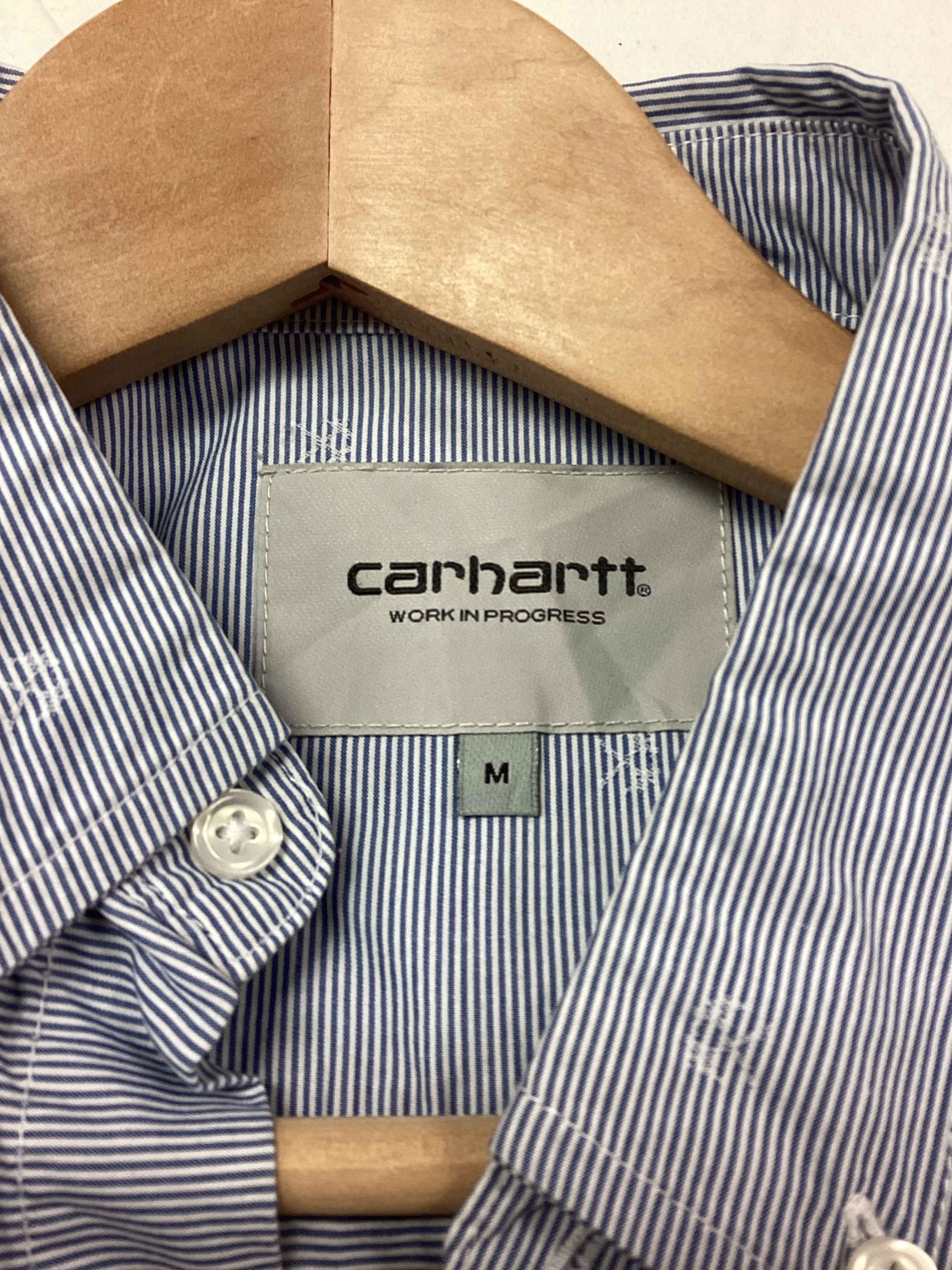 Carhartt Shirt size medium - Image 3
