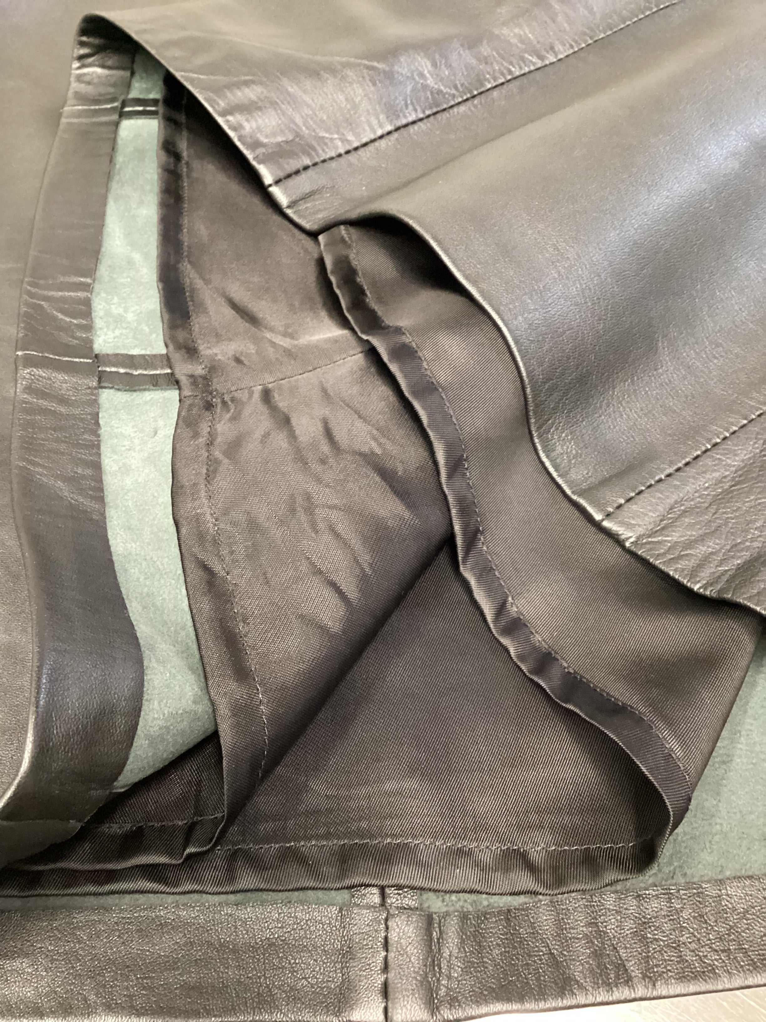 Cefinn Black Leather Skirt Size 14 - Image 4