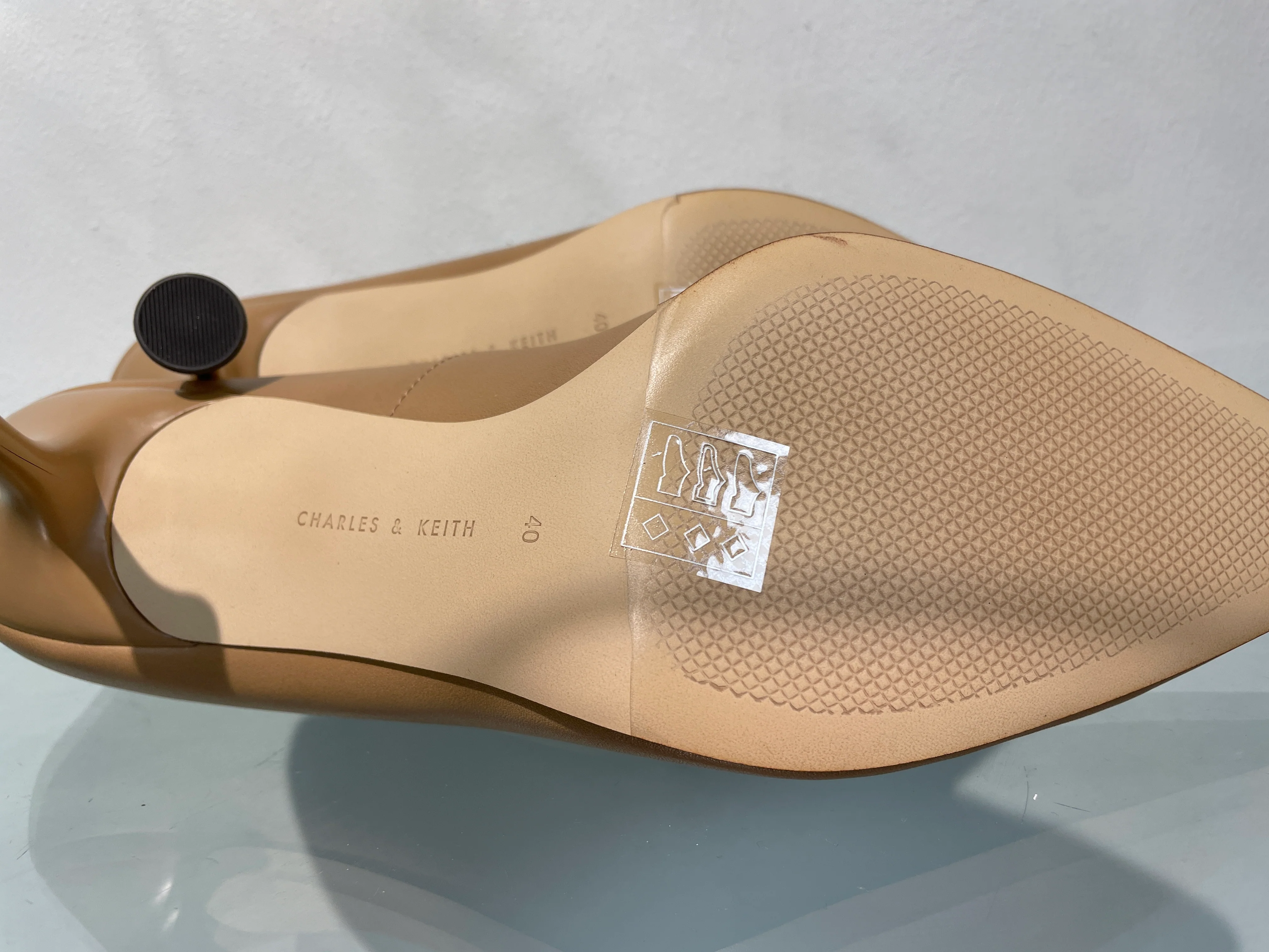 Charles & Keith New with Box Camel Beige Faux Leather Heeled Court Shoes Size 40 UK 7 - Image 10