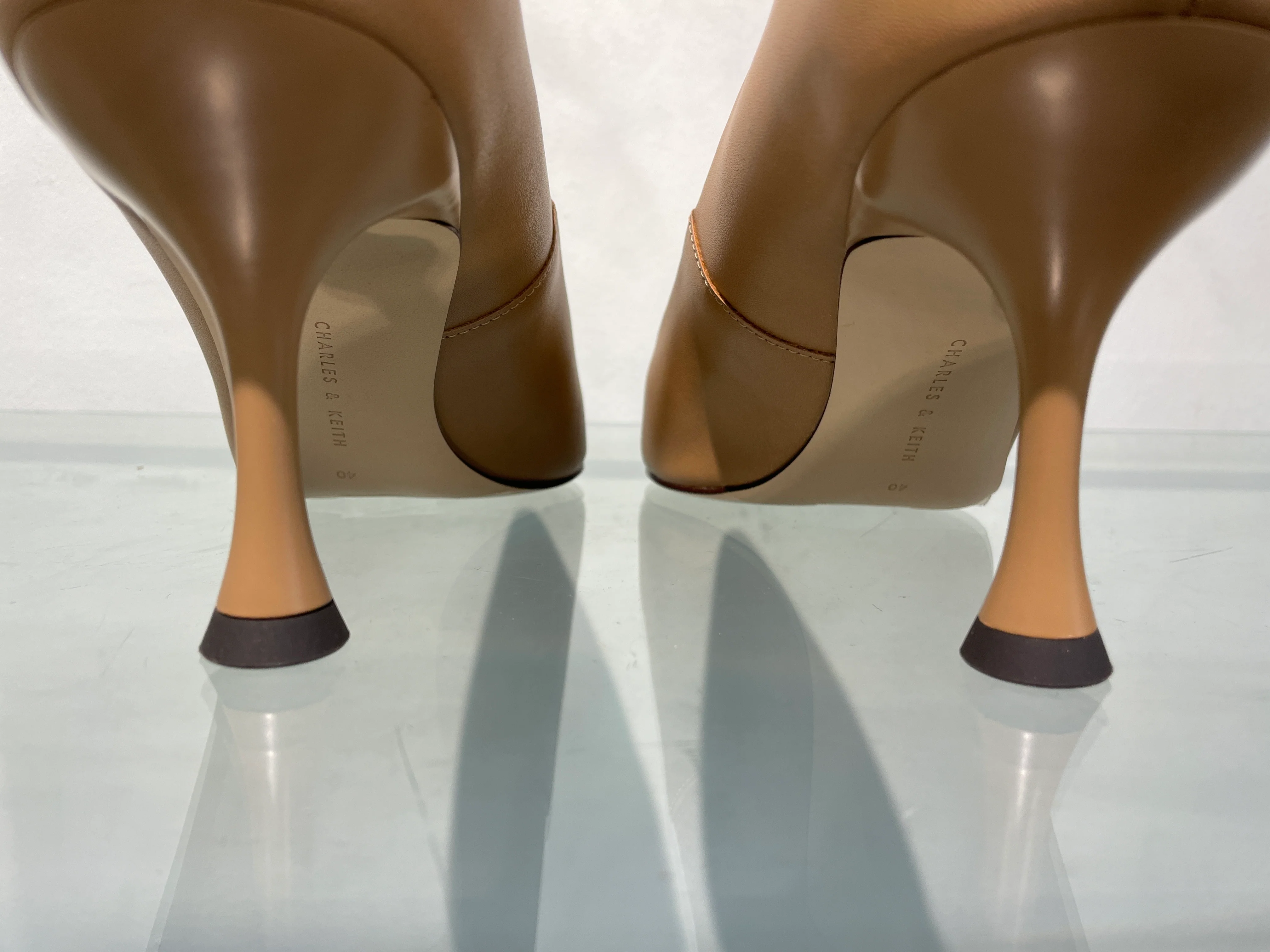 Charles & Keith New with Box Camel Beige Faux Leather Heeled Court Shoes Size 40 UK 7 - Image 6