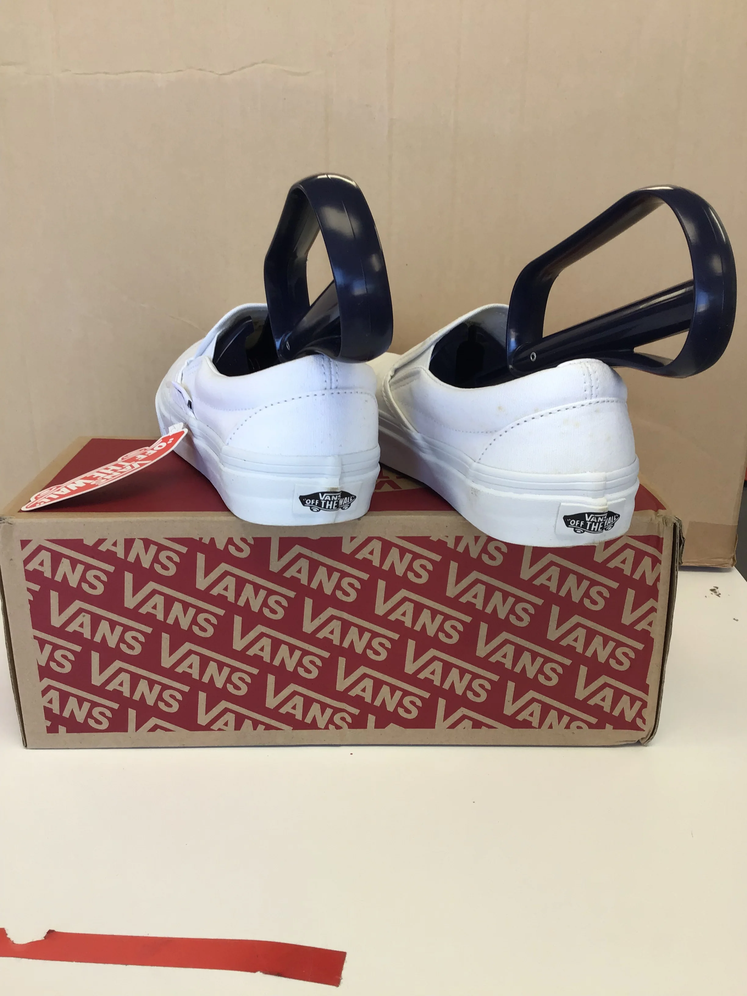 Vans Classic Slip-On True White Size 4.5 - Image 2