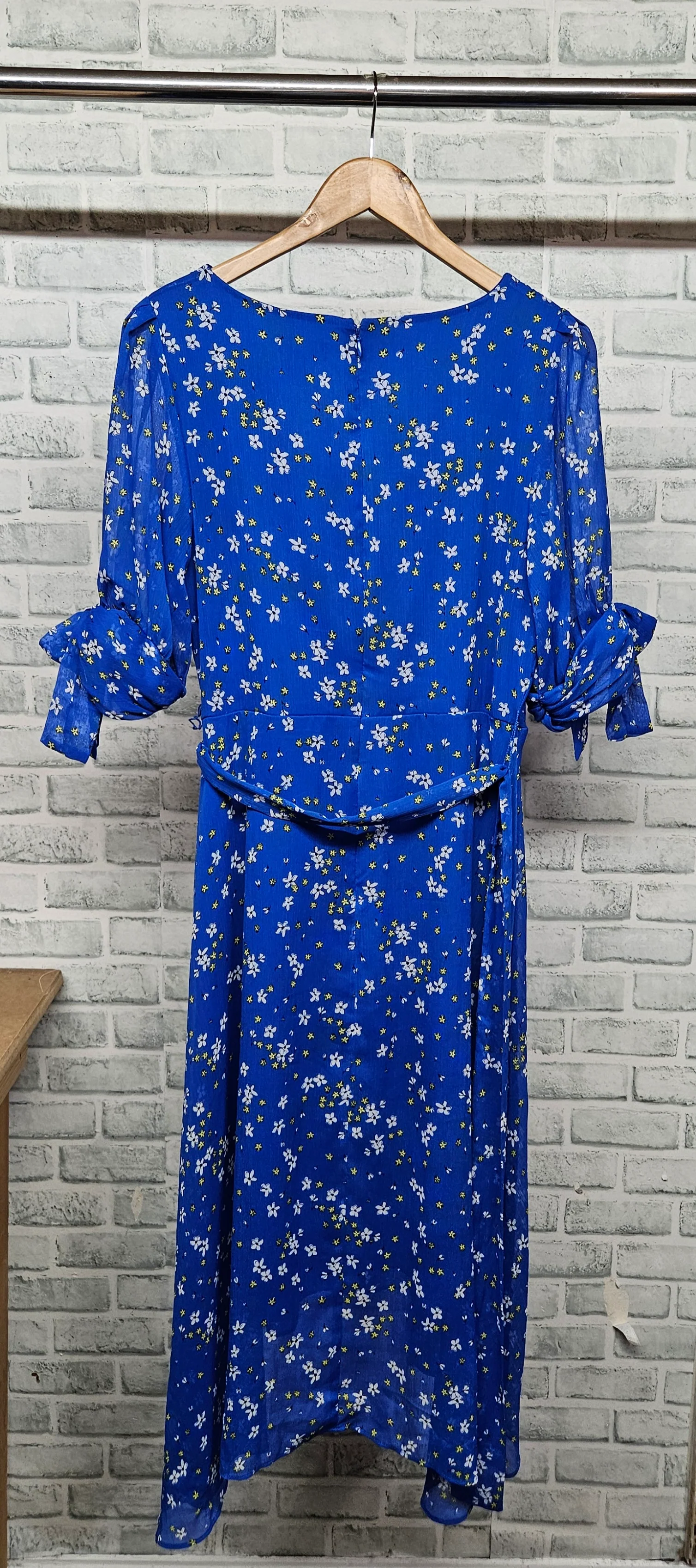 DKNY Blue Floral V-Neck A-Line Dress Size Large - Image 5