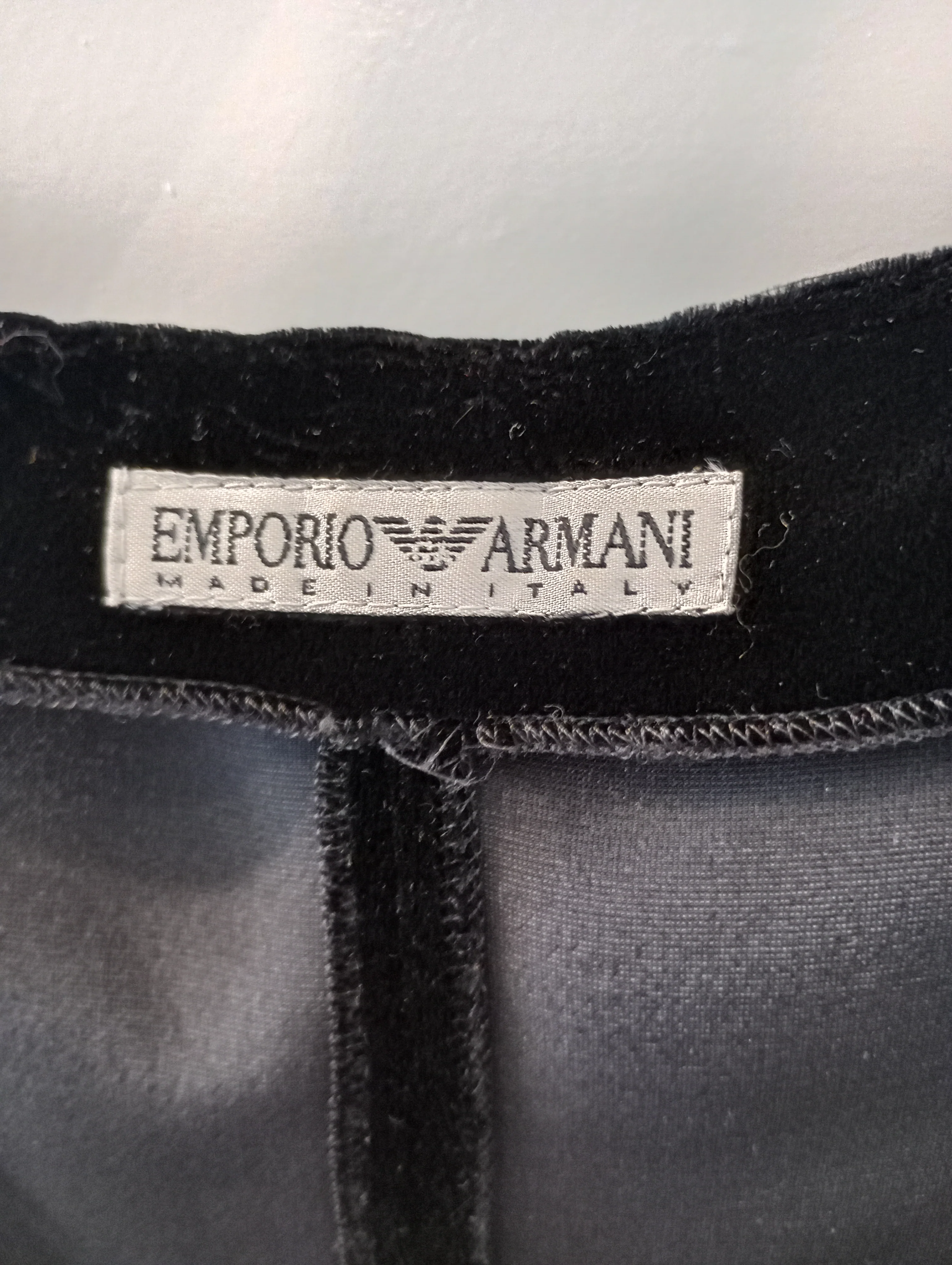 Emporio Armani Black Velvet Sequin Top size Small - Image 3