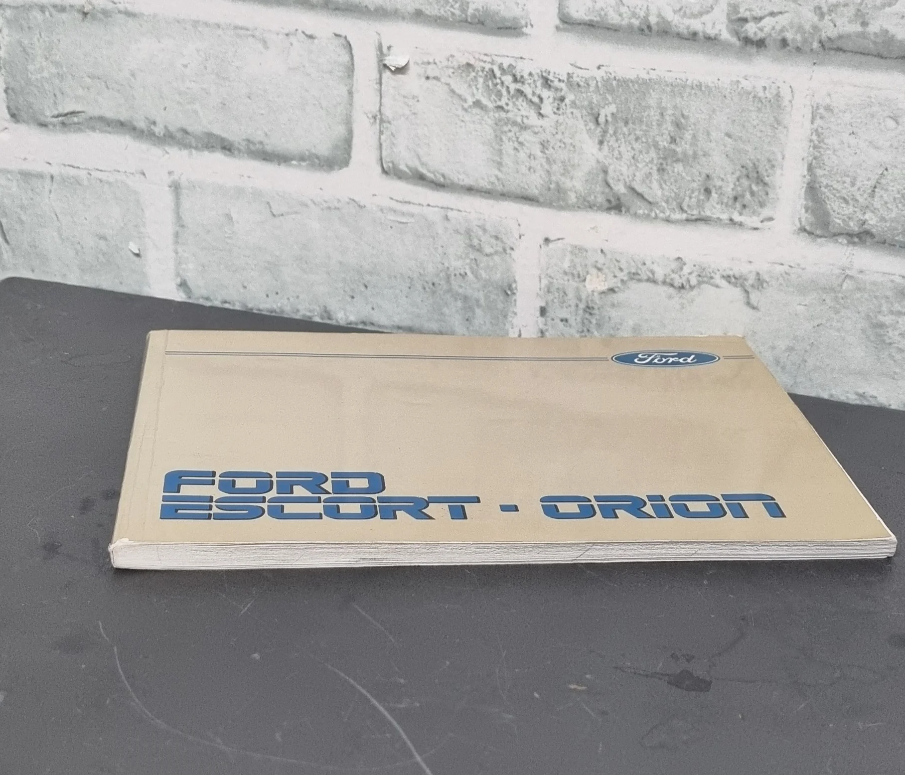 Ford Escort Orion Owners Handbook 4th Edition - Image 5