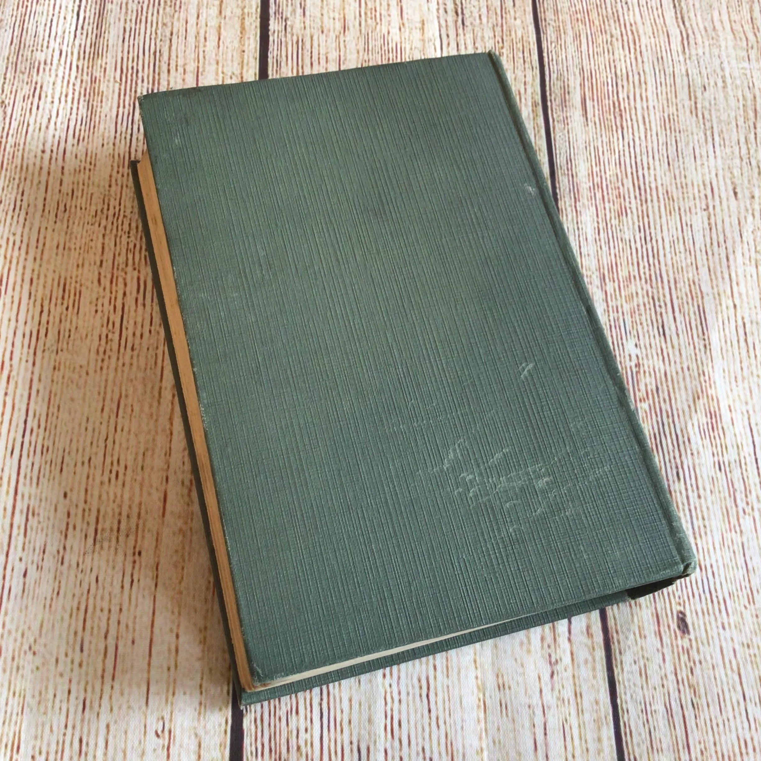 Further Chronicles of Avonlea by LM Montgomery (1925, George G. Harrap) - Image 2