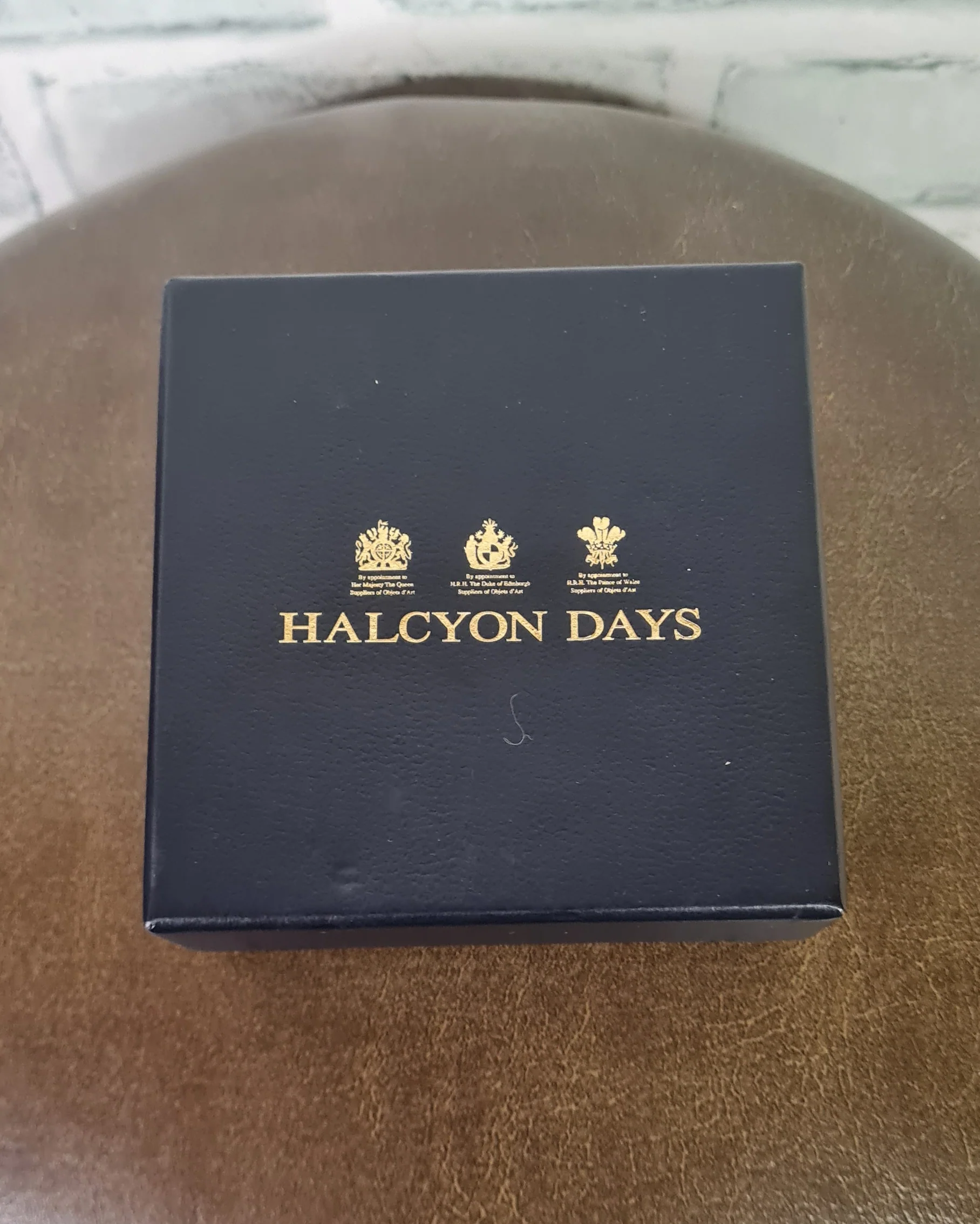 Halcyon Days Rose Gold Black Zebra Print Crystal Costume Bangle - Image 2
