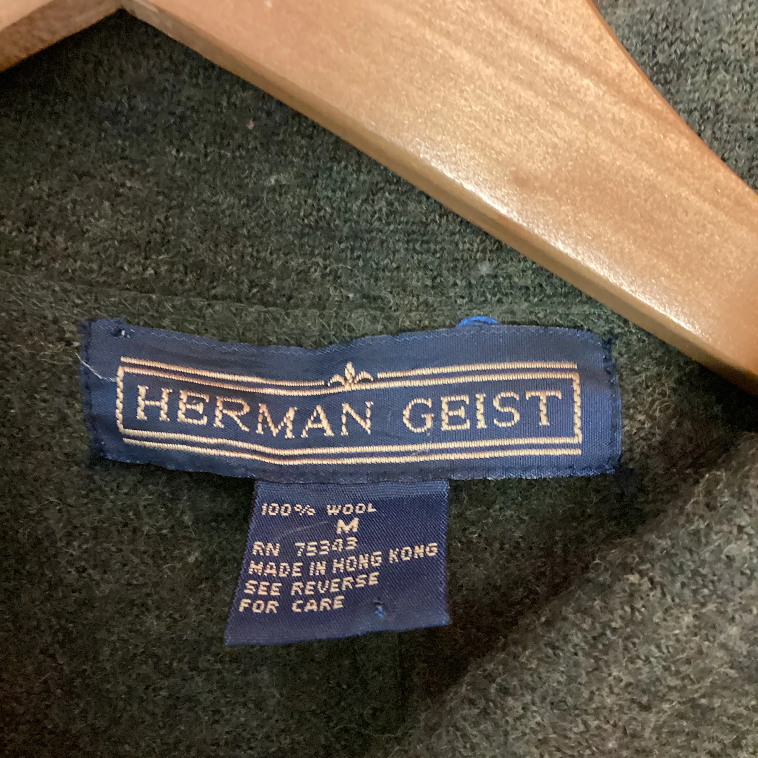 Herman Geist Dark Green  Vintage Style 100% Wool Long Green Cardigan Size Medium - Image 5