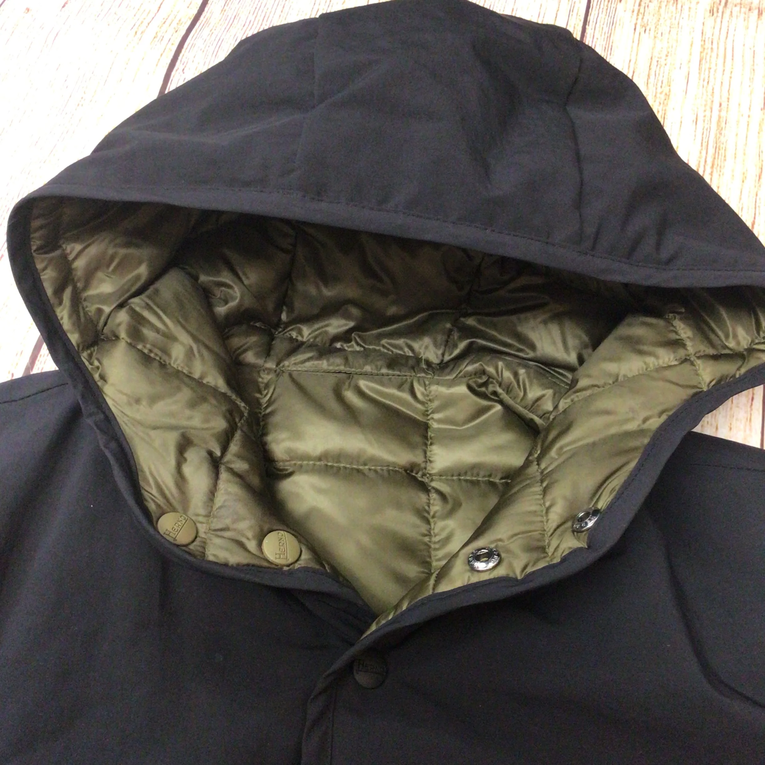 Herno Black & Green Goose Down Reversible Hooded Jacket Size 50 (PI0448U-19339-9300) - Image 4