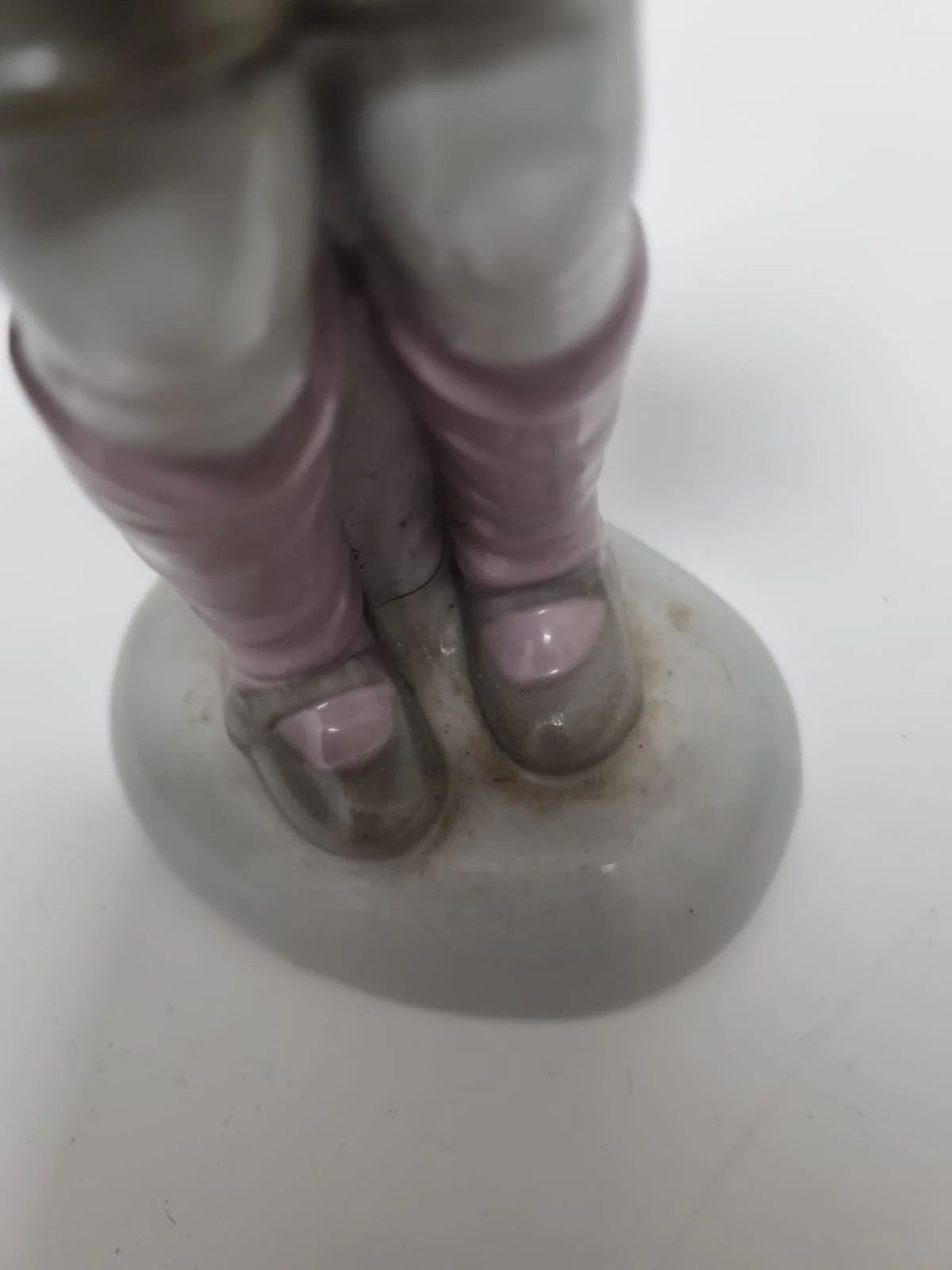 Hilla Peyk Porcelain Figurine Child/Student by Wagner & Apel - Image 10