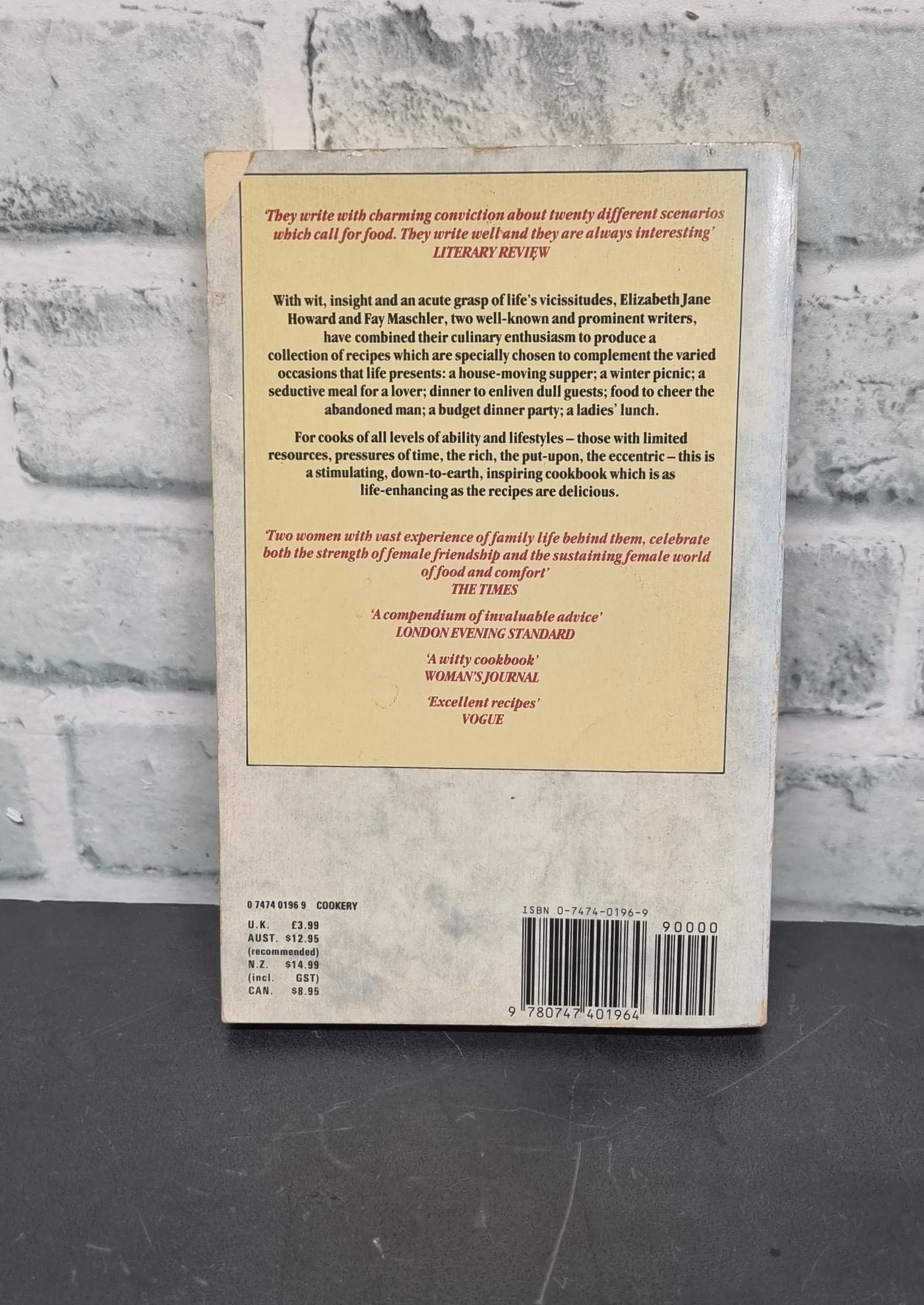 Howard and Maschler on Food by Elizabeth Jane Howard and Fay Maschler Paperback - Image 3