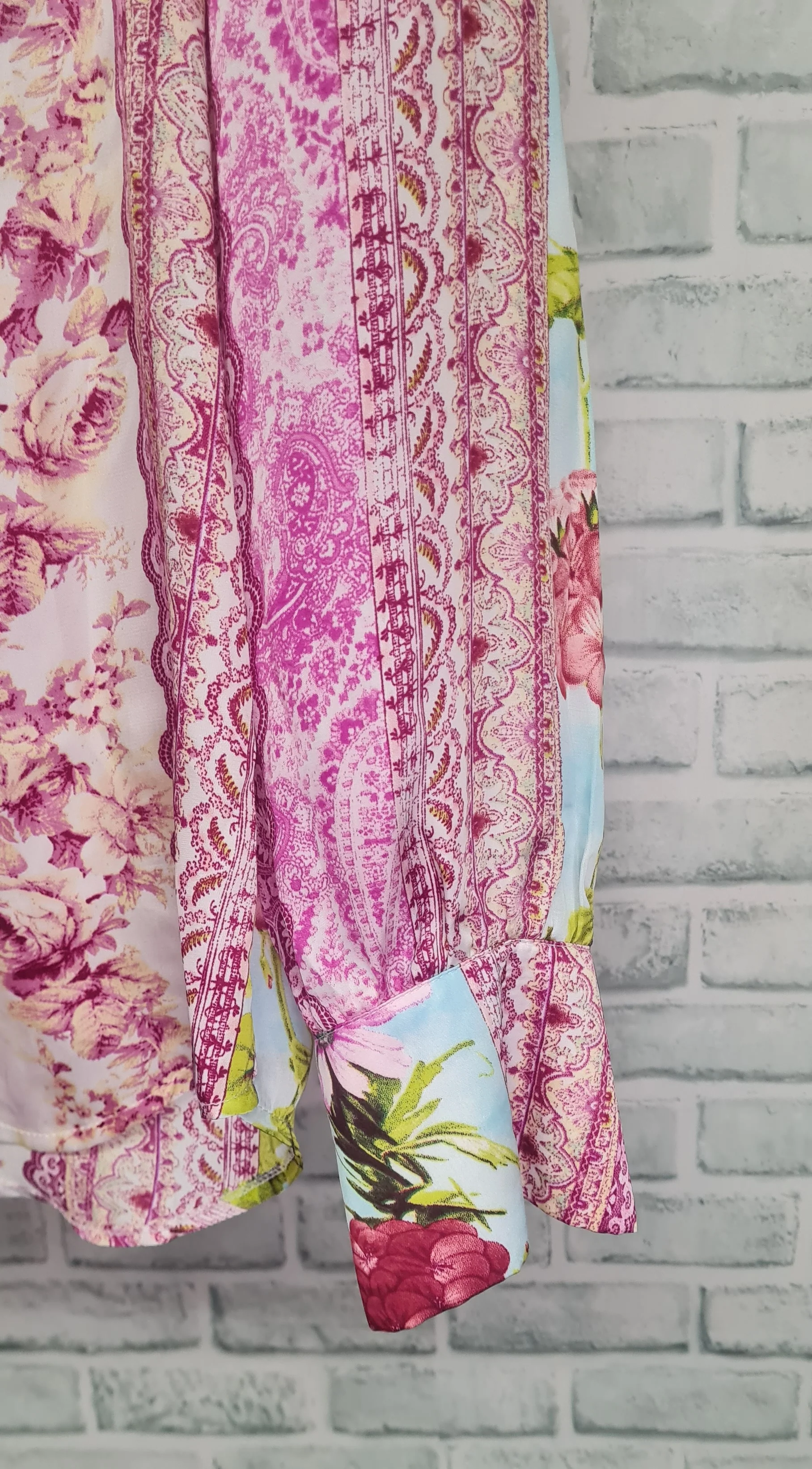 Jeff Gallano Floral Pink Women's Shirt Size 3 - Image 3