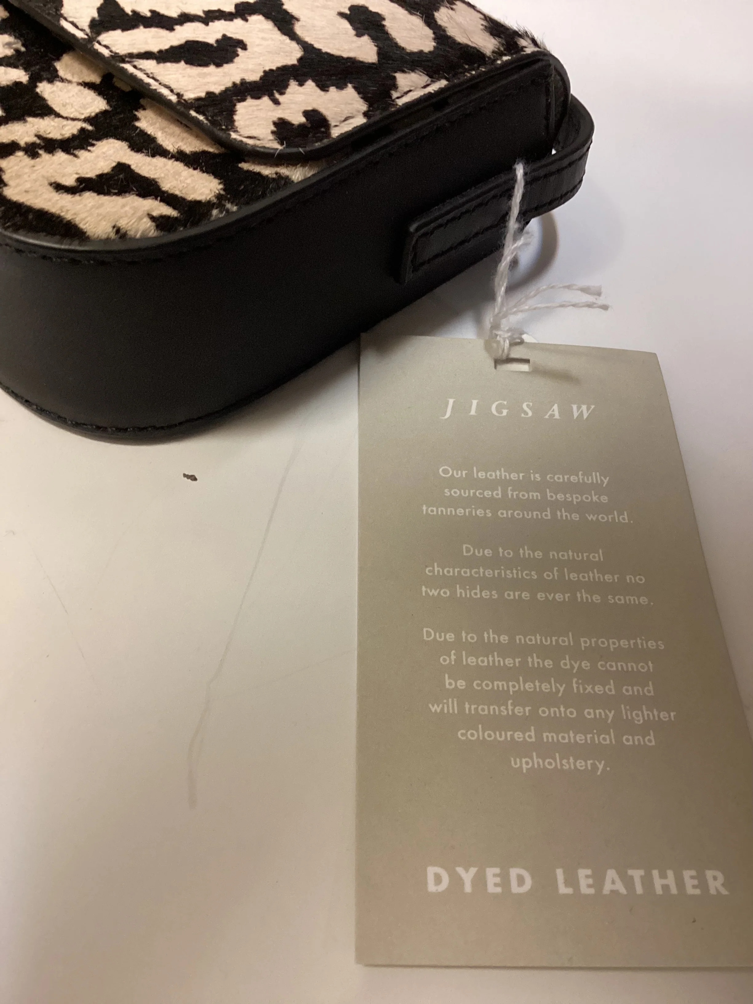BNWT Jigsaw Dyed Leather Crossbody Bag - Image 3