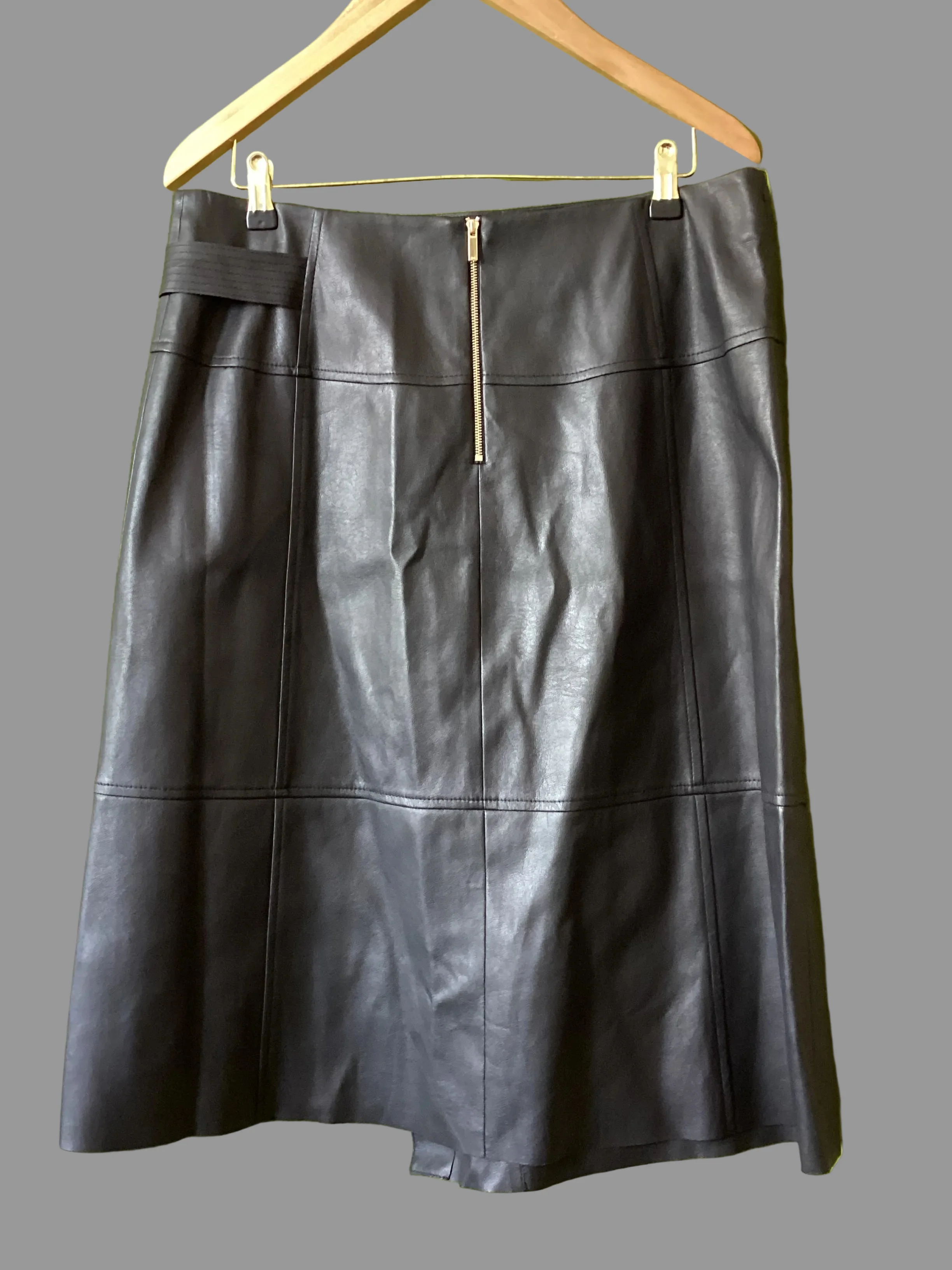 Karen Millen Black Side Belted Faux Leather Skirt Size 16 - Image 5