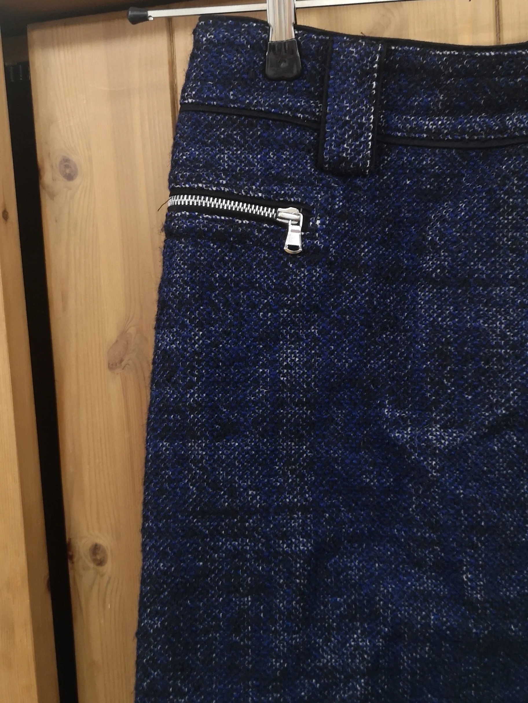 Marc by Marc Jacobs Wool Mid-Length Blue Skirt Size 6 - Image 3