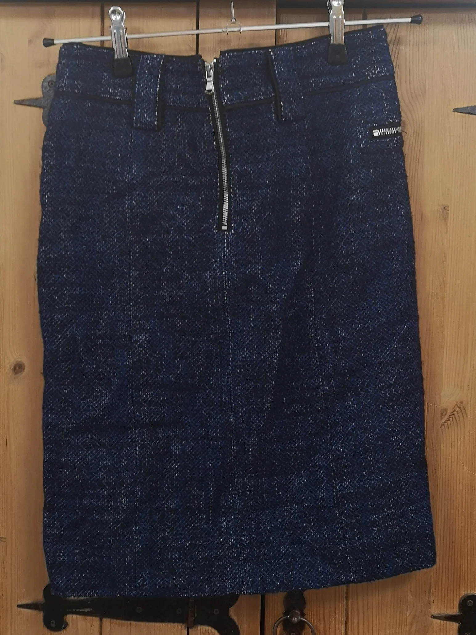 Marc by Marc Jacobs Wool Mid-Length Blue Skirt Size 6 - Image 5