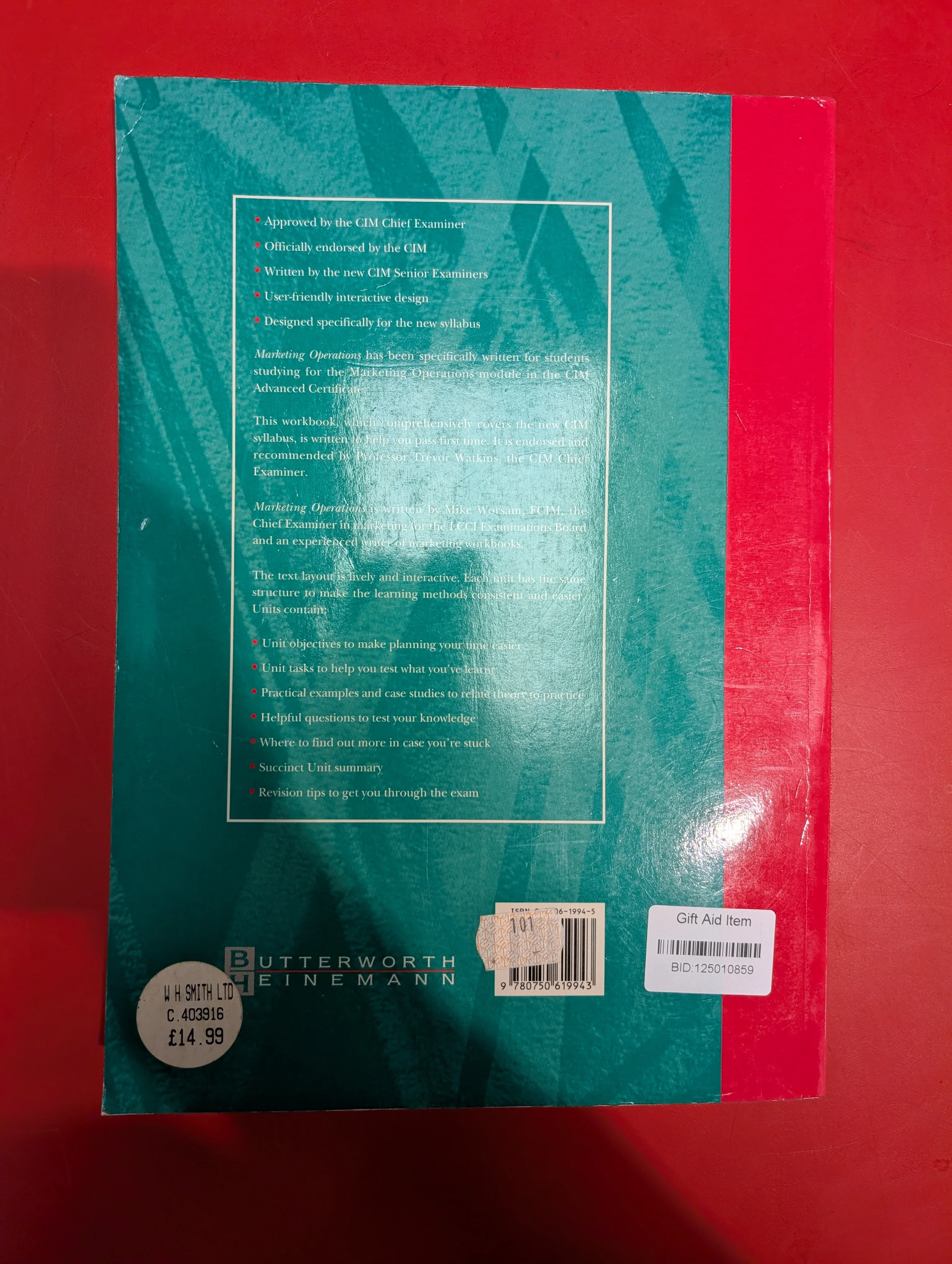 Marketing Operations Workbook by Mike Worsam - The Marketing Series (The Chartered Institute of Marketing) - Image 2