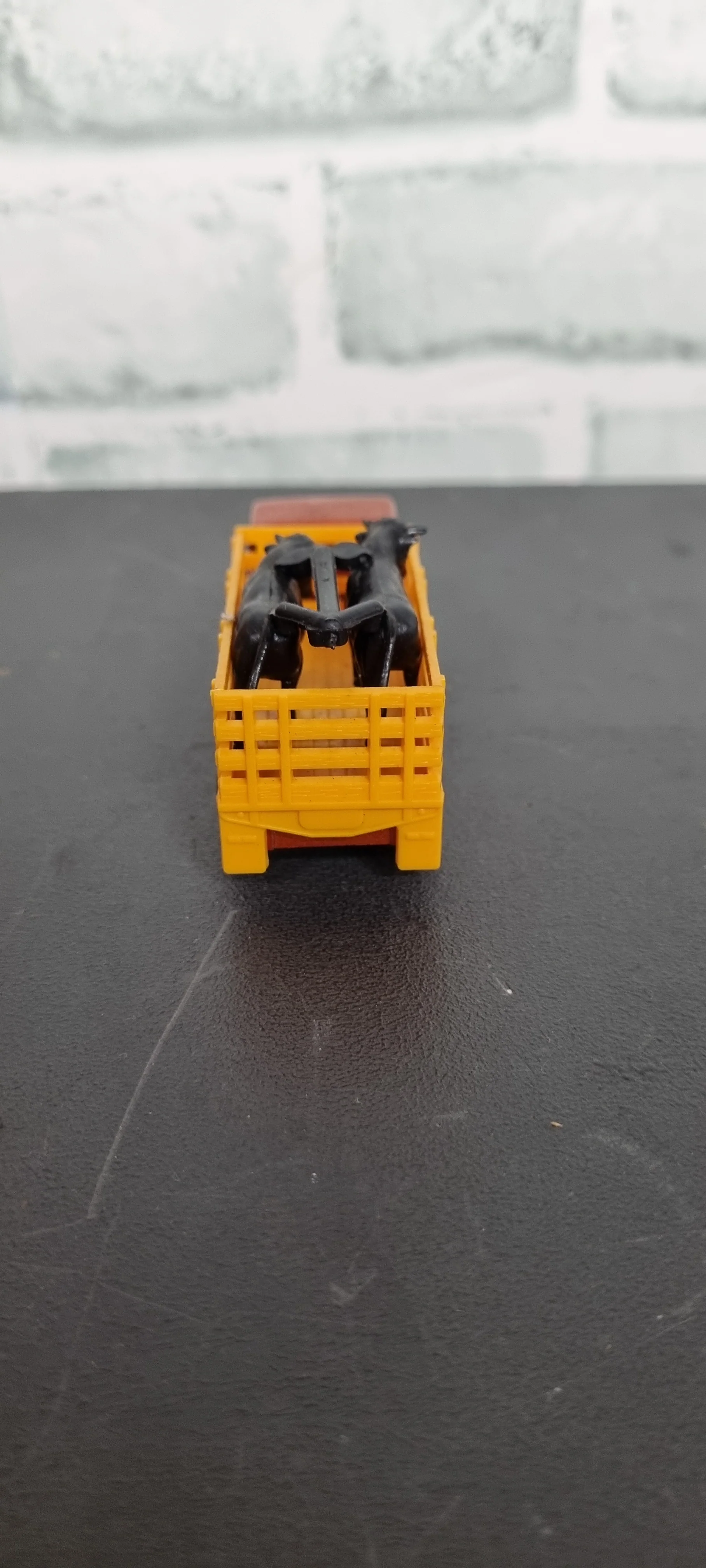 Matchbox Cattle Truck No.71 Burnt Orange Boxed - Image 4