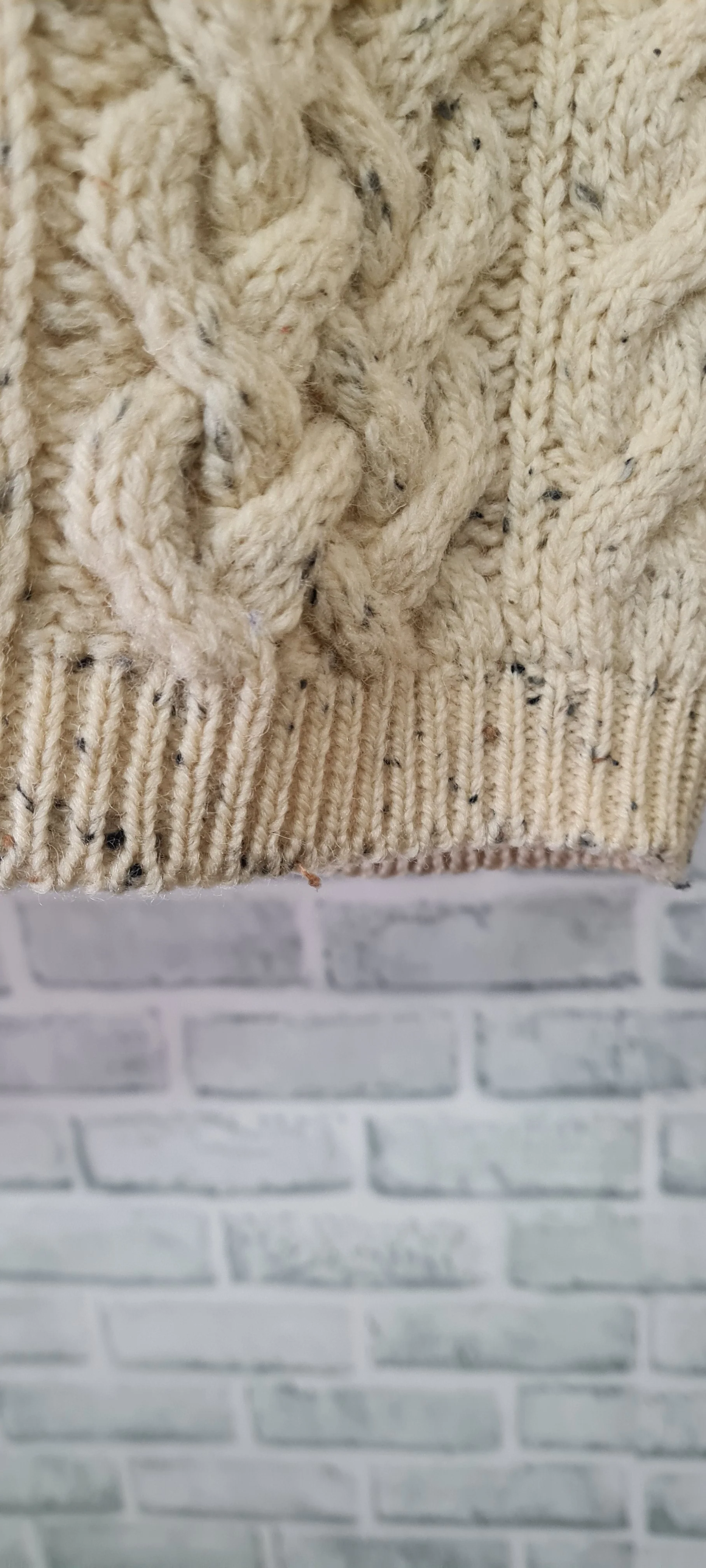 McKennas Aran Wool Cardigan Size Large - Image 5