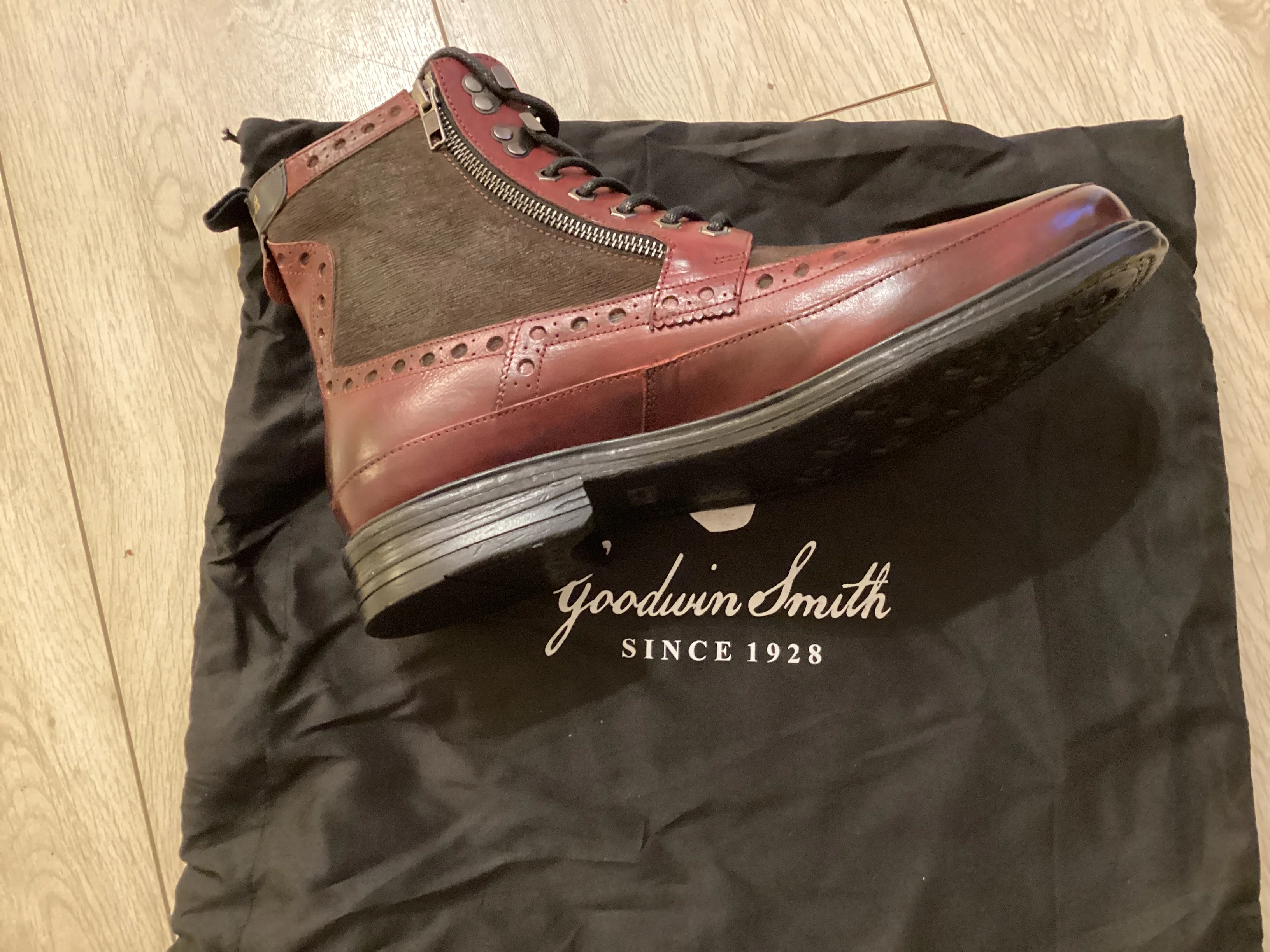 Goodwin Smith Artisan Bennett Bordo Black Scottish Style Brogue Boots size 10 BNIB - Image 2