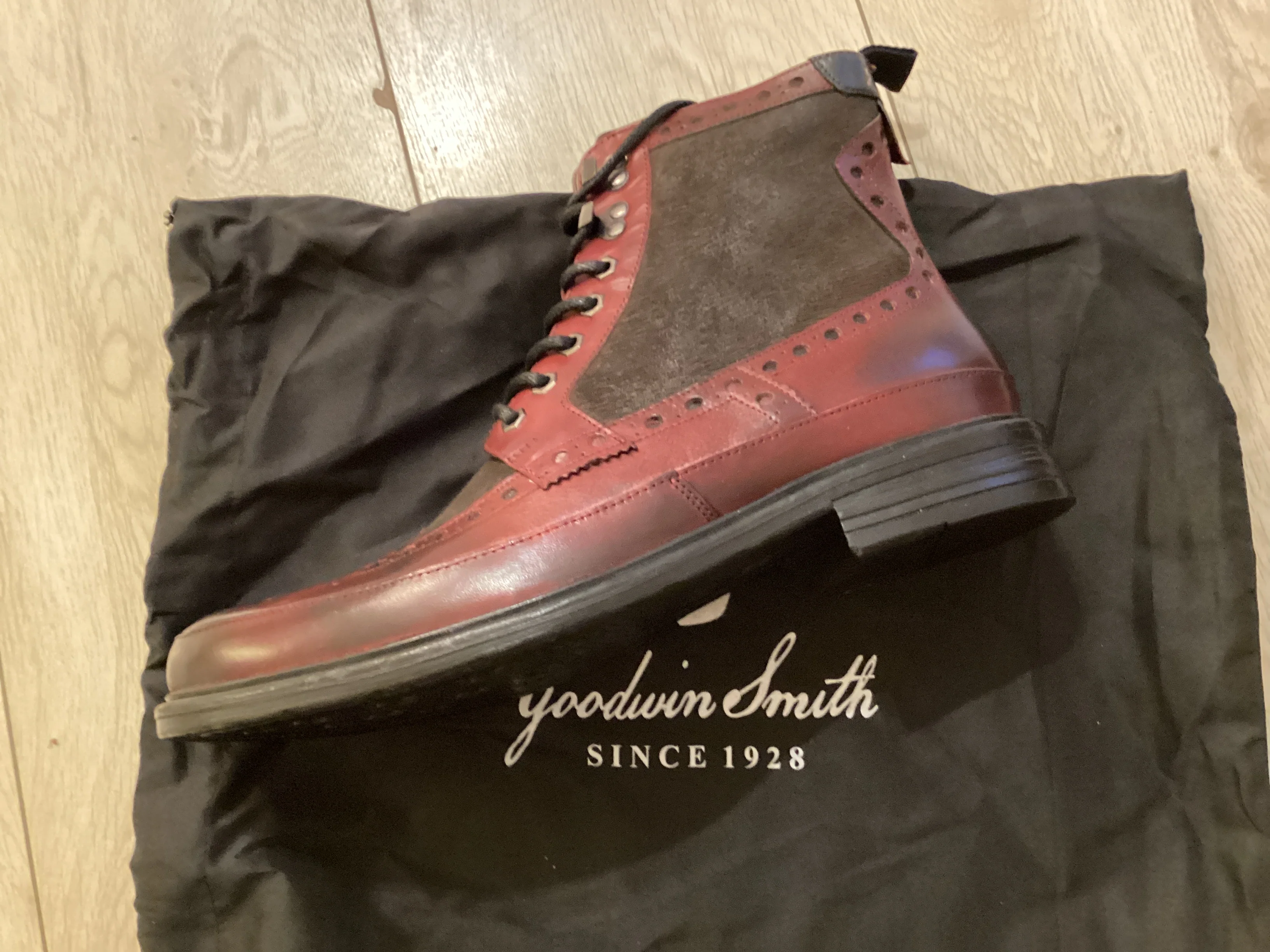 Goodwin Smith Artisan Bennett Bordo Black Scottish Style Brogue Boots size 10 BNIB - Image 3