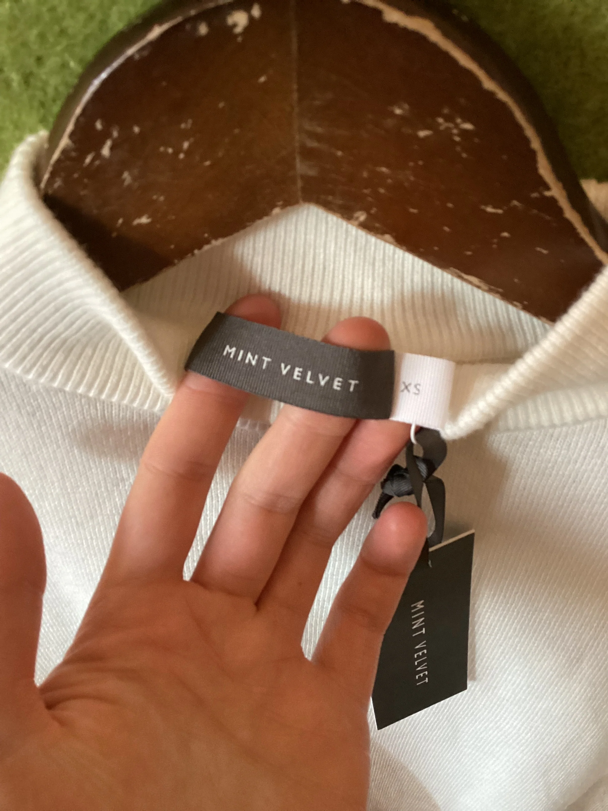 Mint Velvet Orange, White, and Beige Argyle Knit Jumper Size XS - Image 4